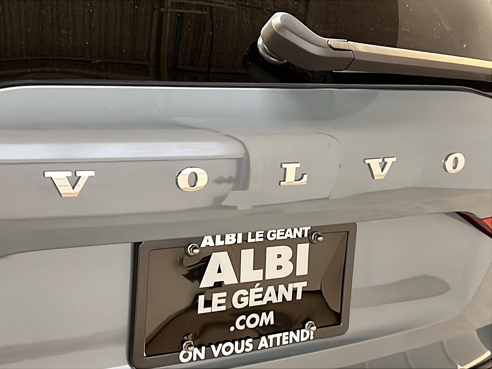 Volvo XC60 B5 PLUS DARK CUIR TOIT PANO NAV 4RM 2024 - image #30