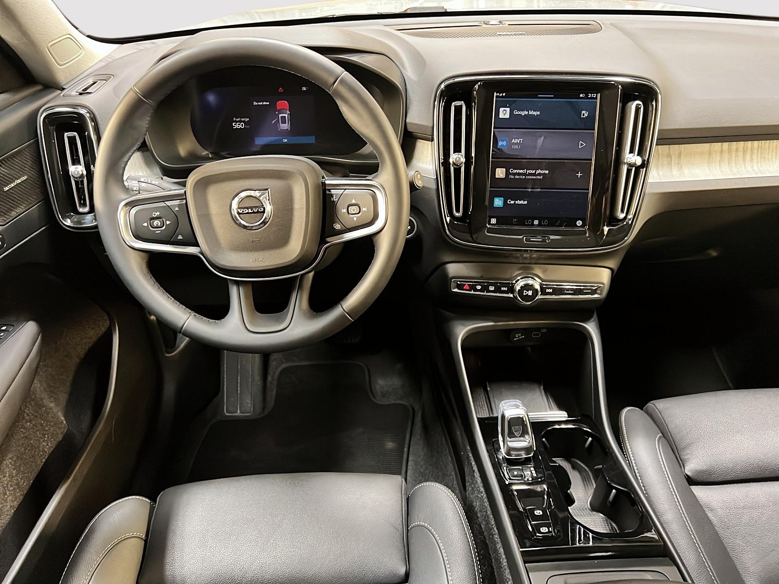 Volvo XC40 2025 - Image #11