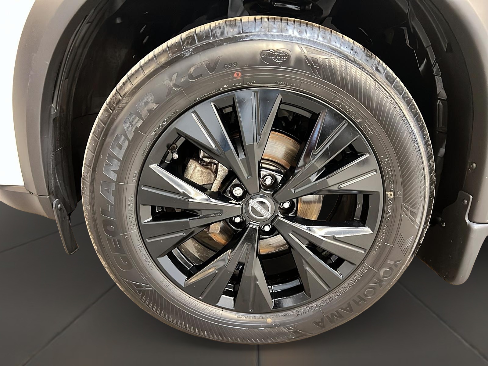 Nissan Rogue SV MIDNIGHT CUIR TOIT PANO 4RM 2023 - image #29