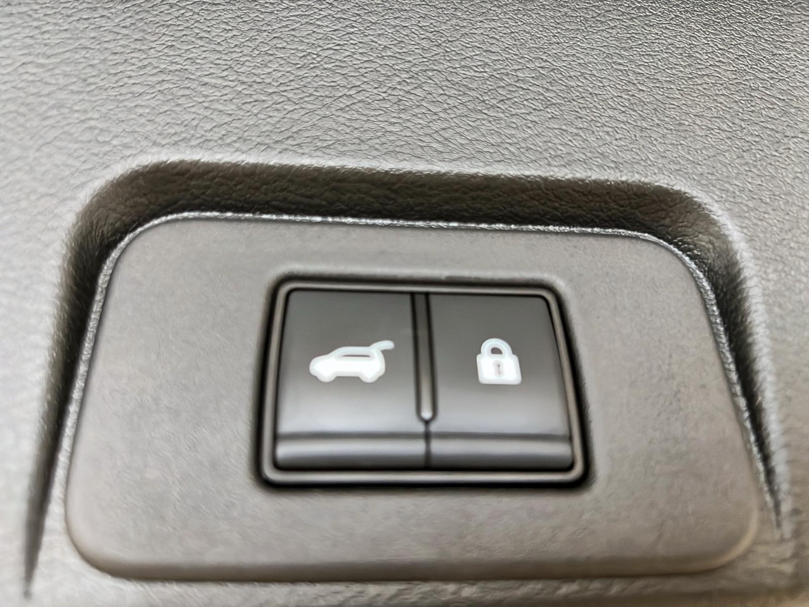 Nissan Rogue SV MIDNIGHT CUIR TOIT PANO 4RM 2023 - image #15