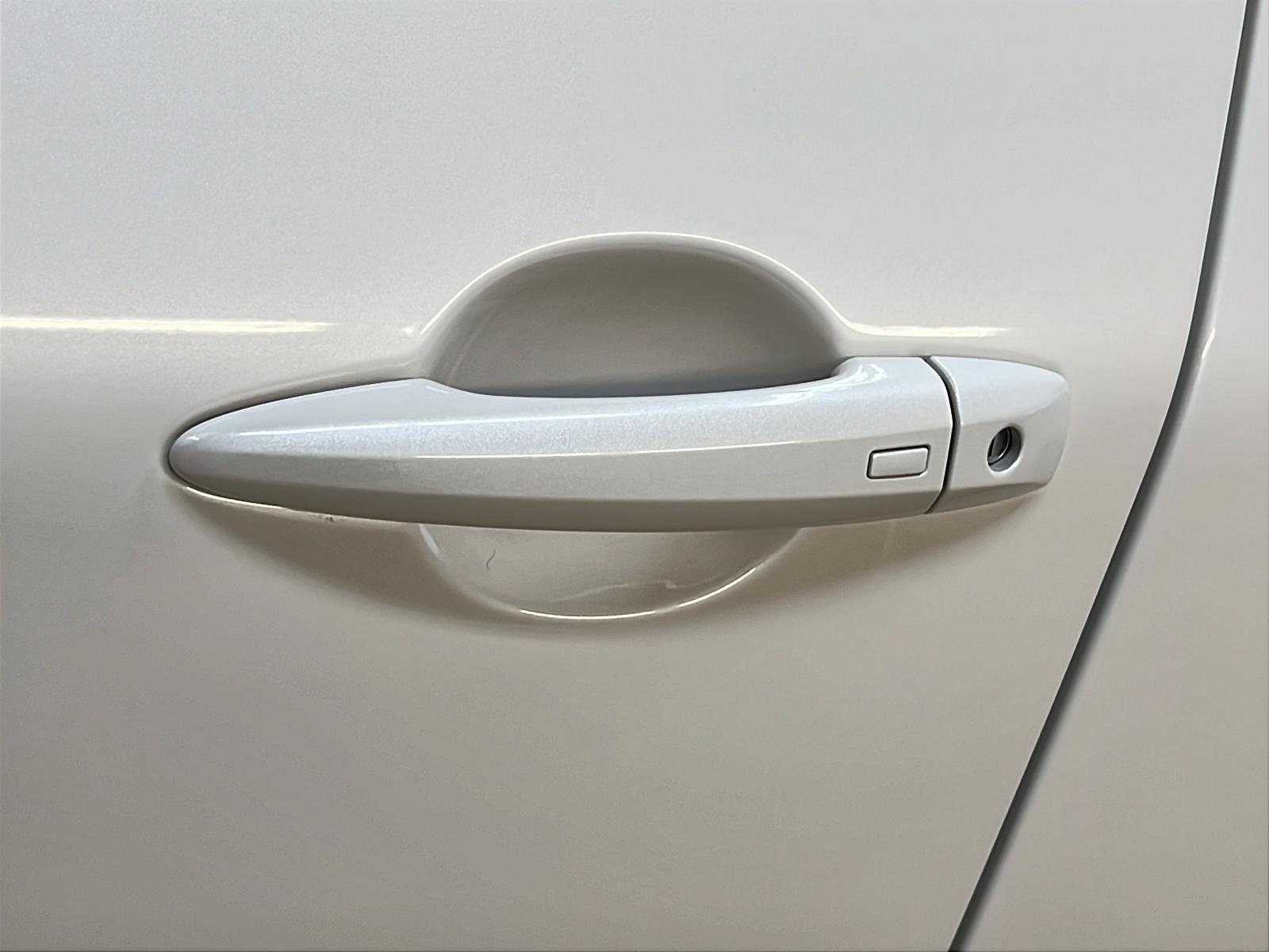 Nissan Rogue SV MIDNIGHT CUIR TOIT PANO 4RM 2023 - image #27