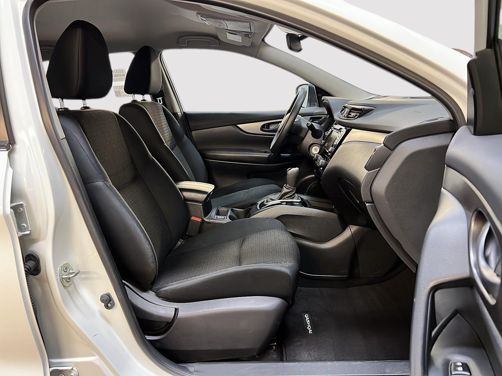 Nissan Qashqai S 2021 - image #8