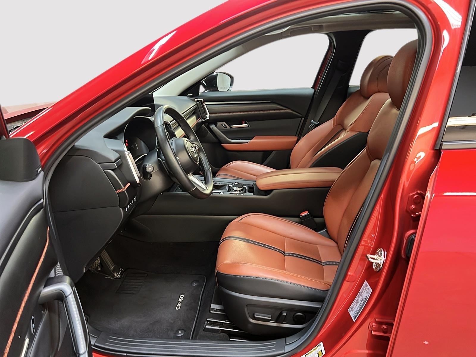 Mazda CX-50 GT TURBO CUIR TOIT PANO NAV 4RM 2024 - image #7