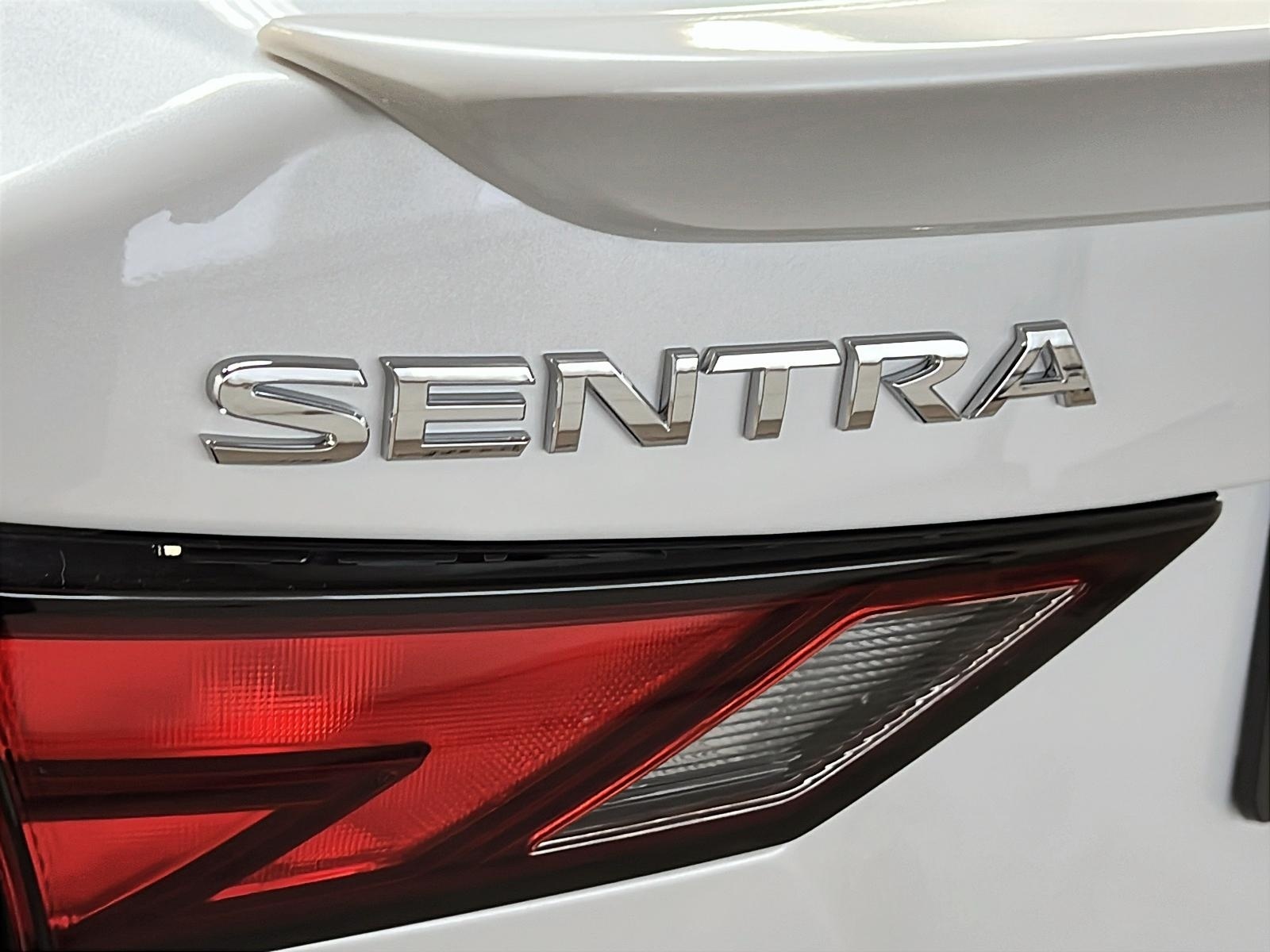 Nissan Sentra SR TOIT 2023 - image #25