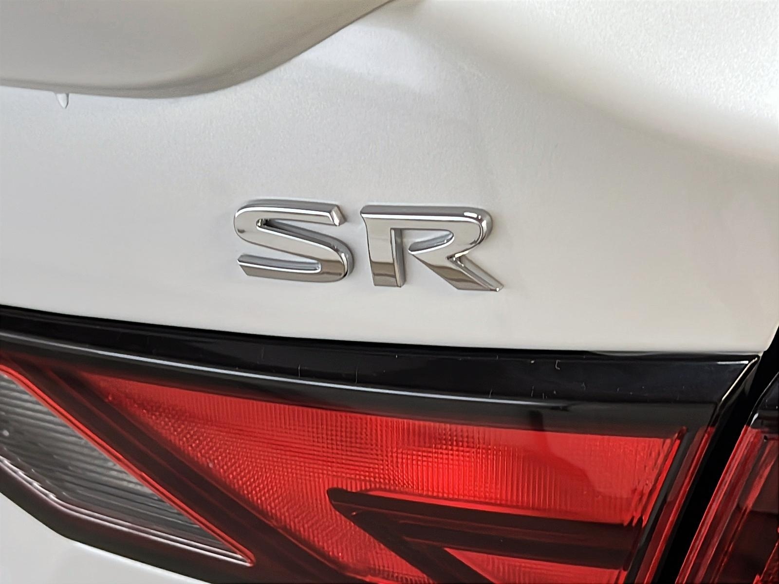 Nissan Sentra SR TOIT 2023 - image #26