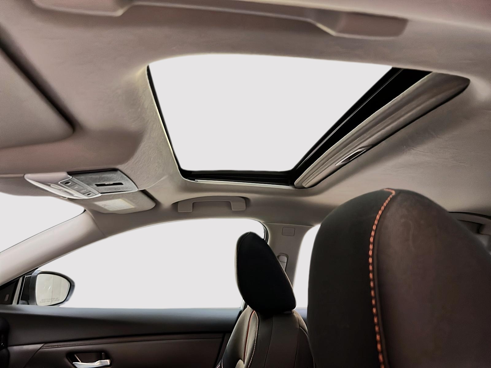 Nissan Sentra SR TOIT 2023 - image #10