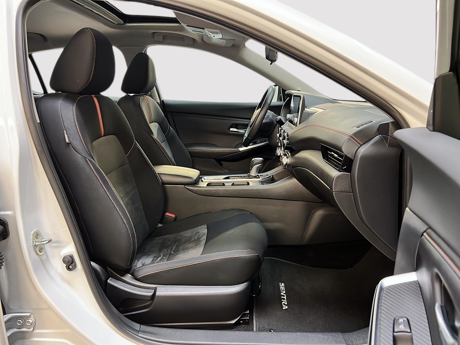 Nissan Sentra SR TOIT 2023 - image #8
