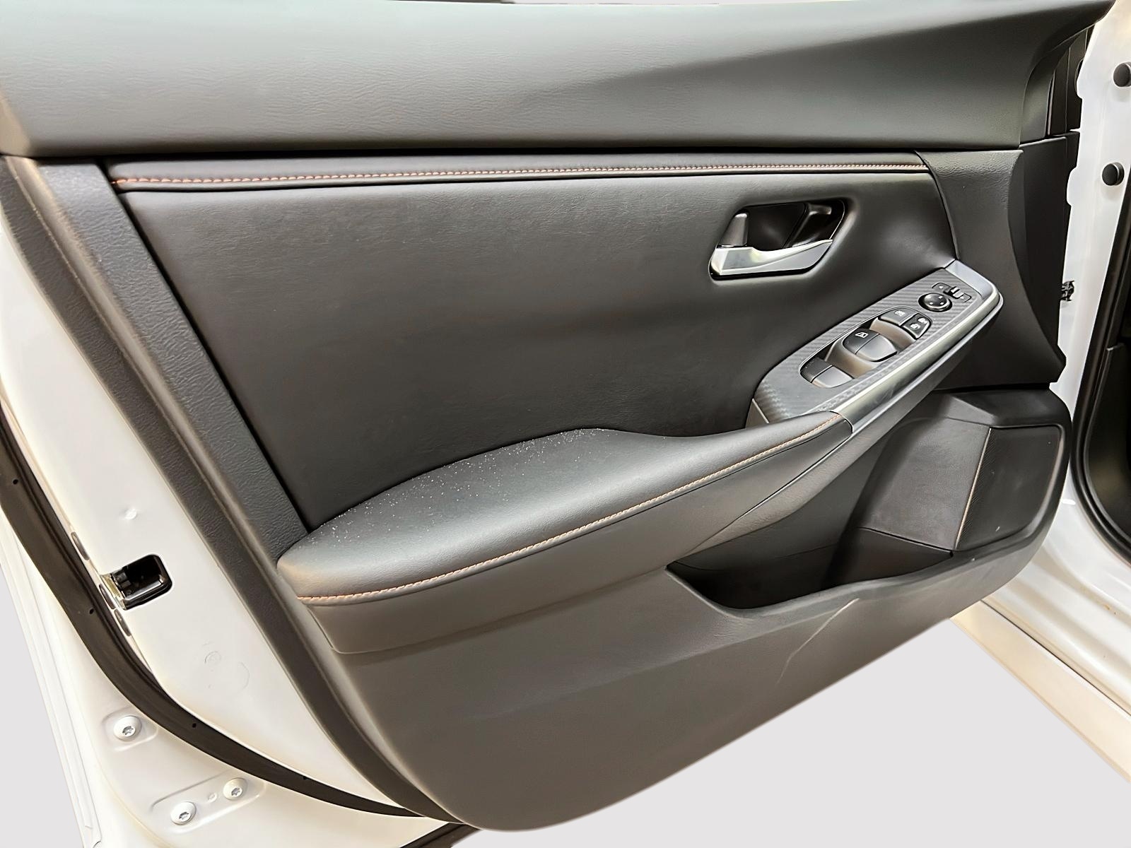 Nissan Sentra SR TOIT 2023 - image #23