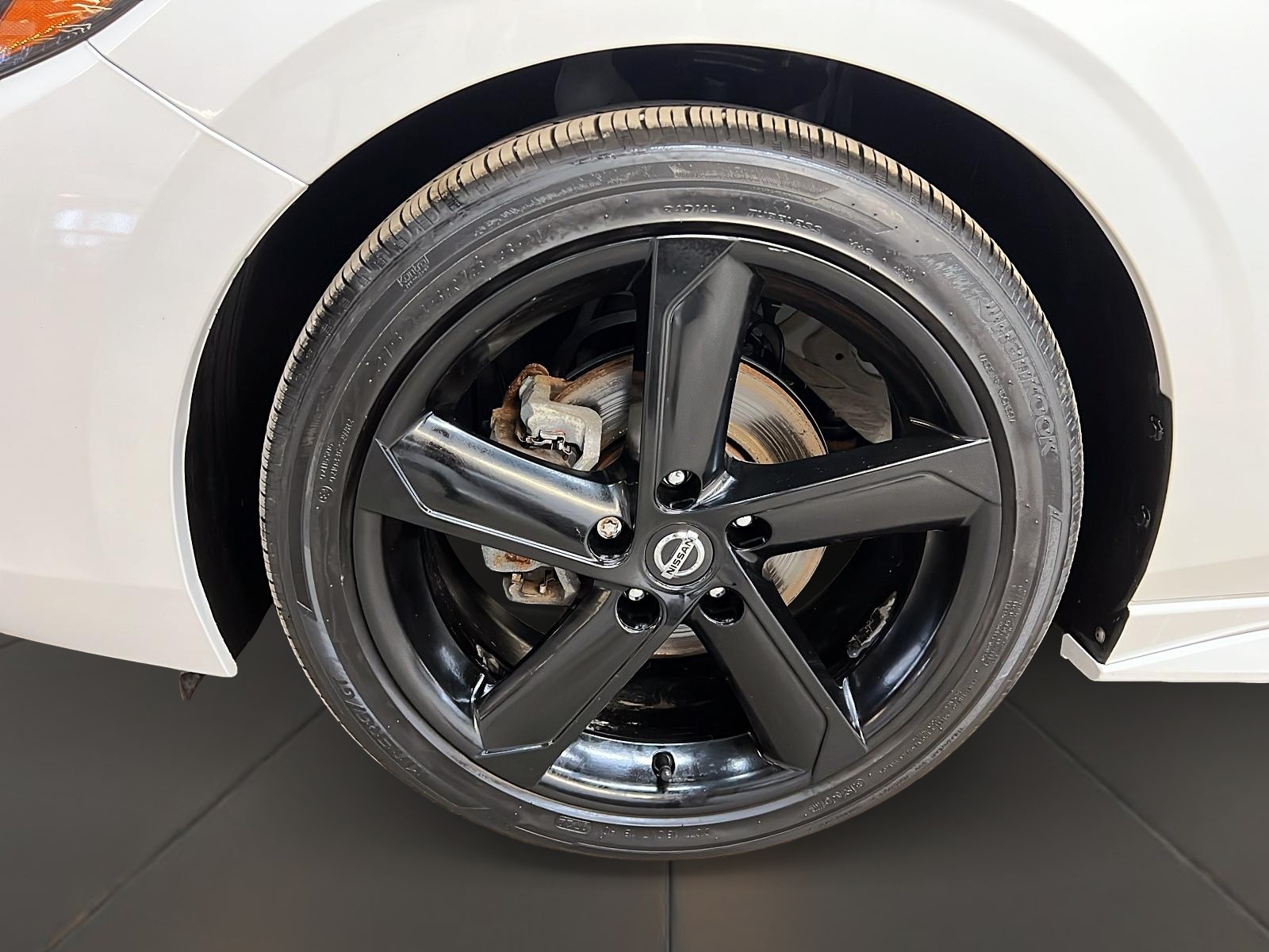 Nissan Sentra SR TOIT 2023 - image #27