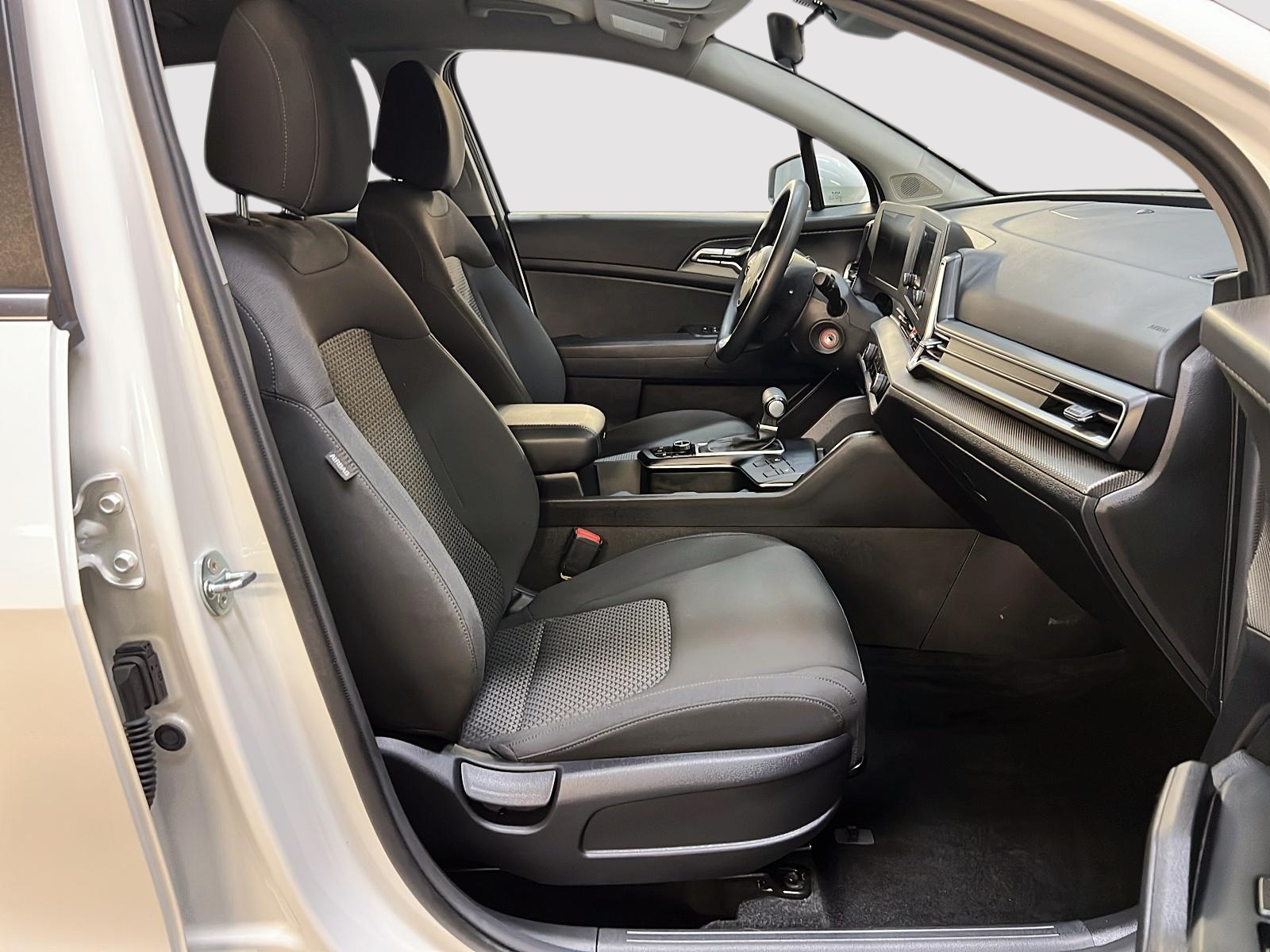 Kia Sportage LX 4RM 2023 - image #8