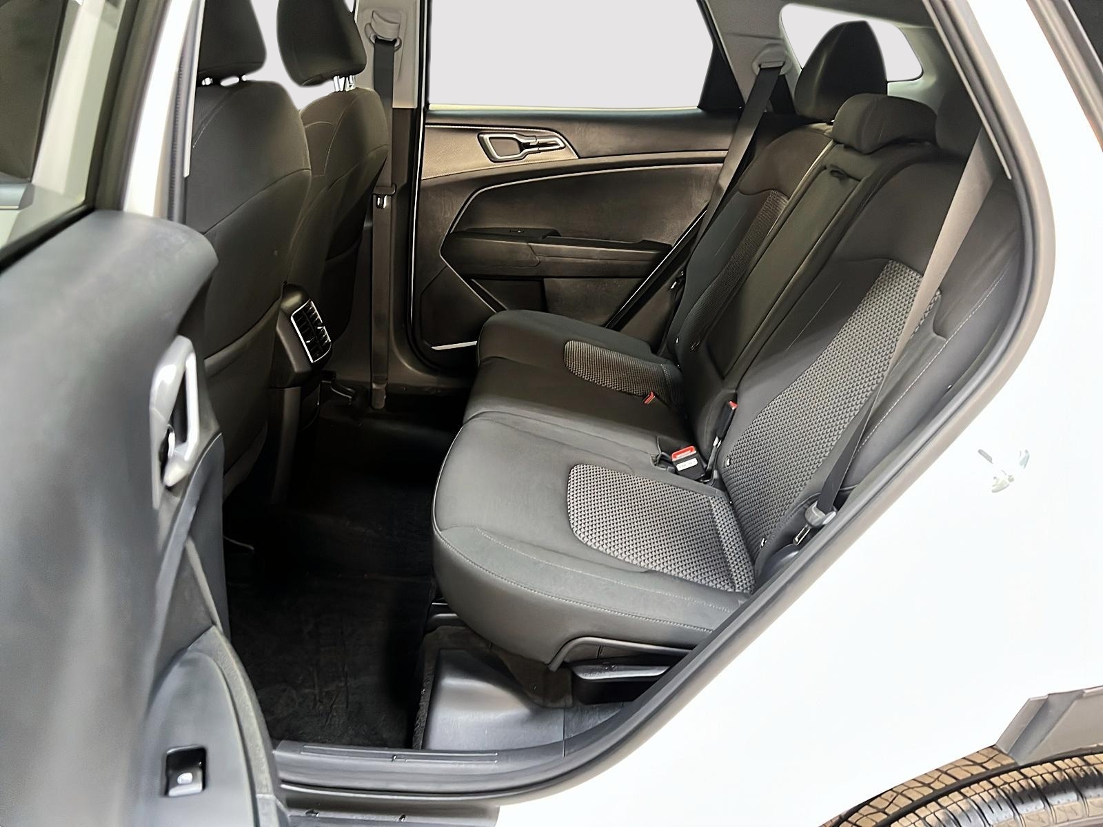 Kia Sportage LX 4RM 2023 - image #9