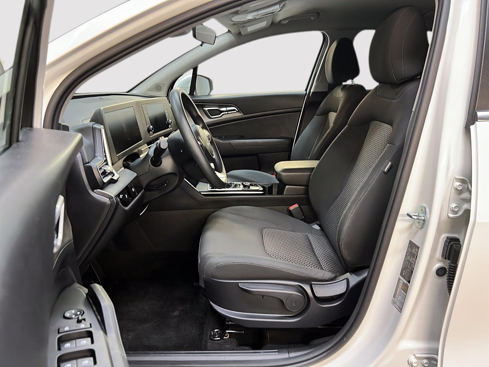 Kia Sportage LX 4RM 2023 - image #7