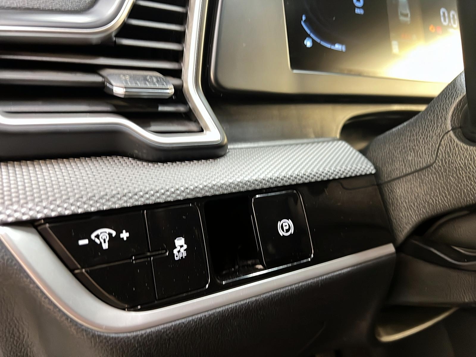 Kia Sportage LX 4RM 2023 - image #18