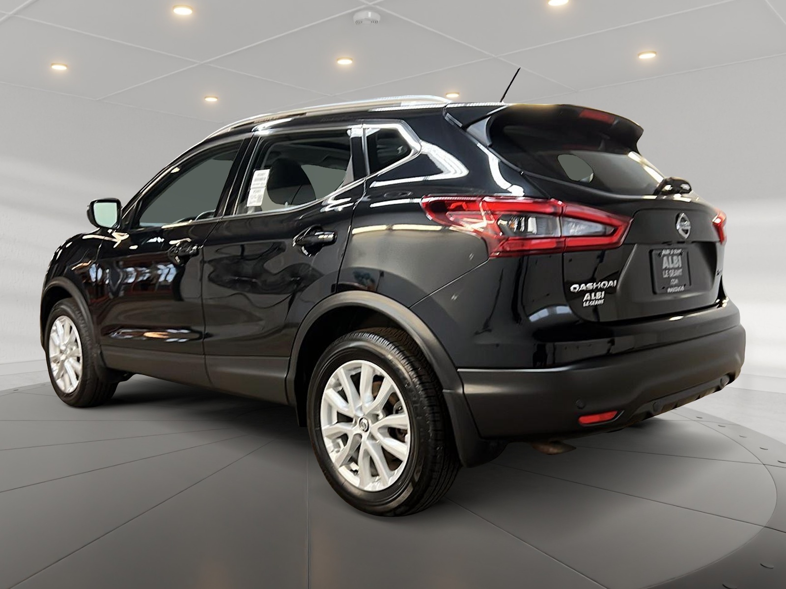 Nissan Qashqai SV TOIT 4RM 2023 - image #6