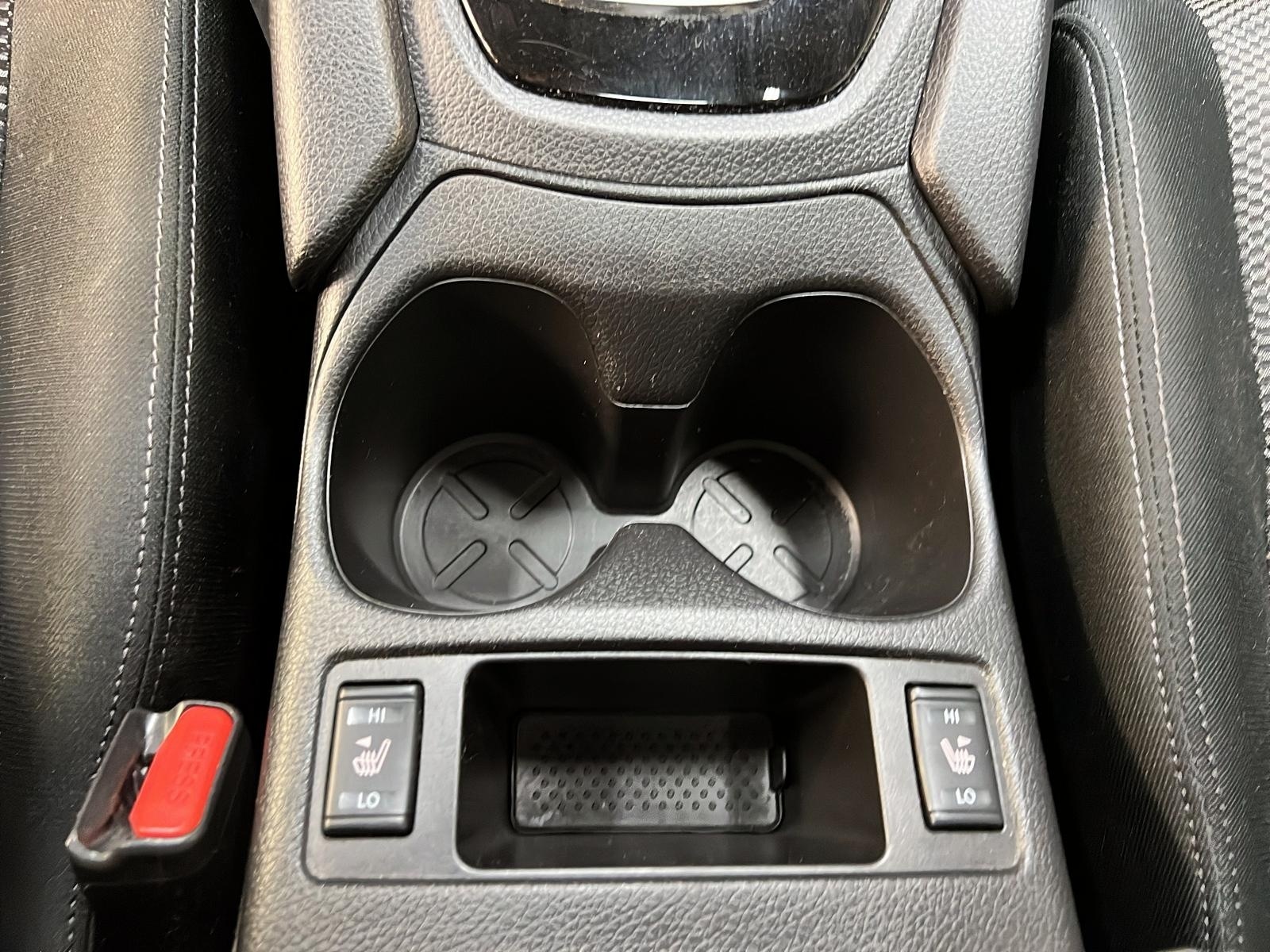 Nissan Qashqai SV TOIT 4RM 2023 - image #15