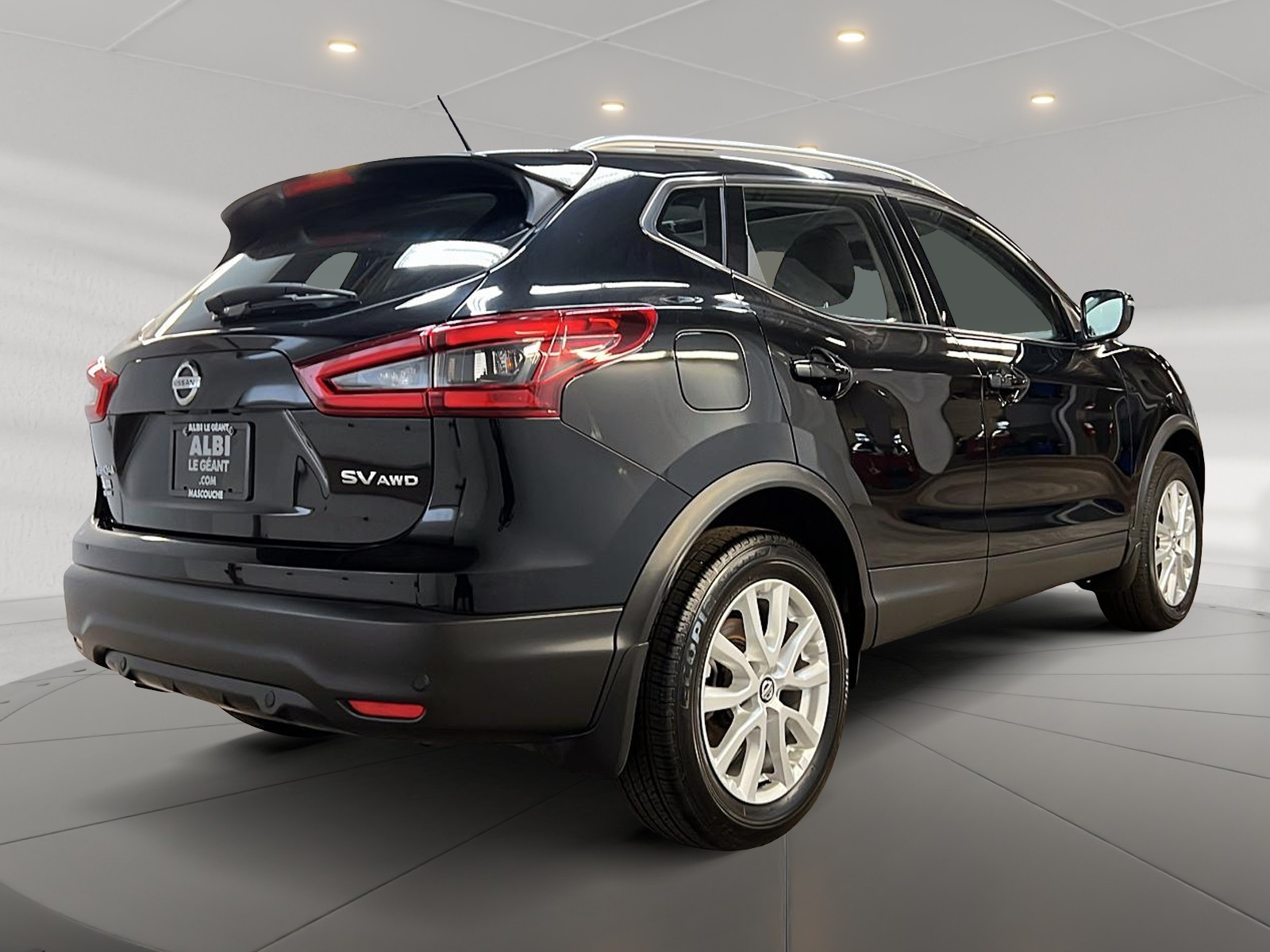Nissan Qashqai SV TOIT 4RM 2023 - image #4