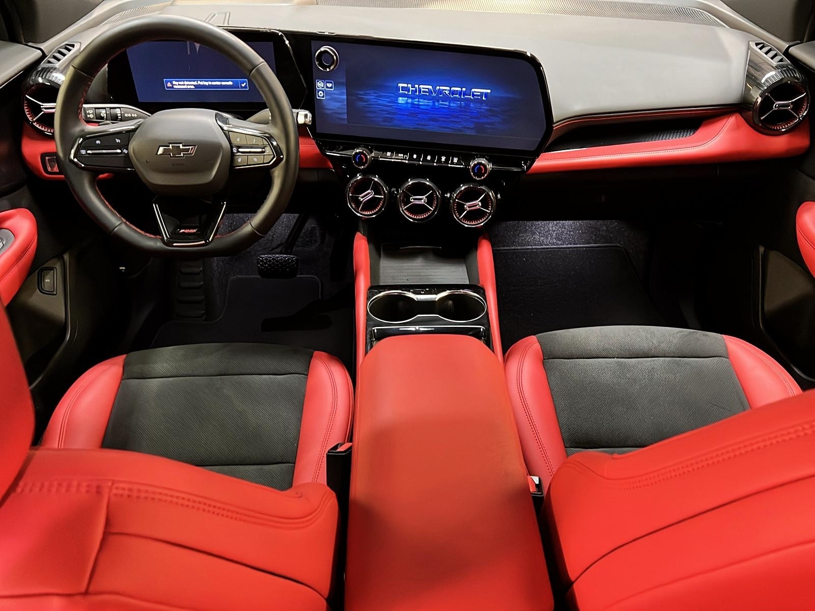 Chevrolet Blazer EV 1RS NAV 4RM 2024 - image #11