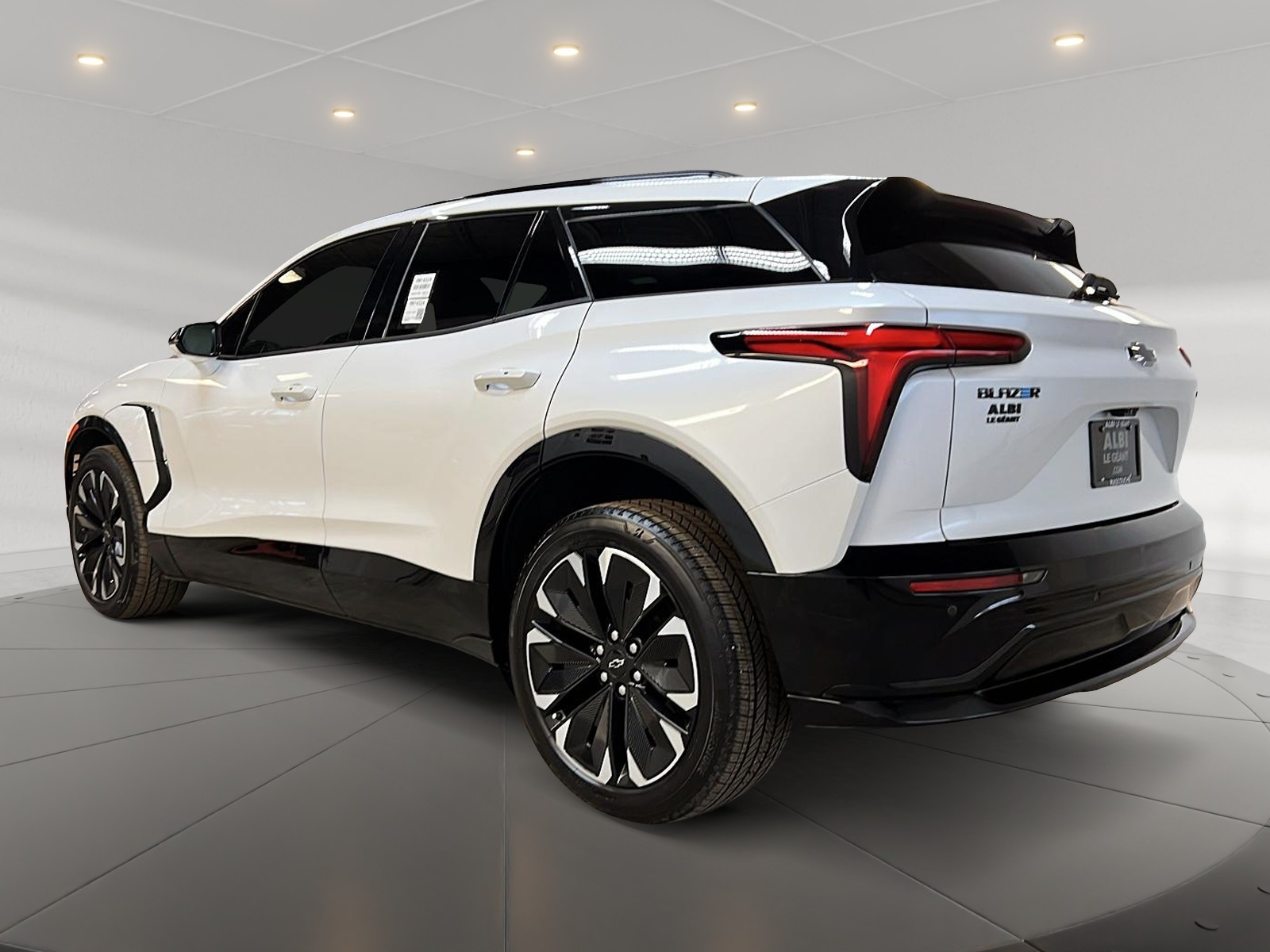 Chevrolet Blazer EV 1RS NAV 4RM 2024 - image #6