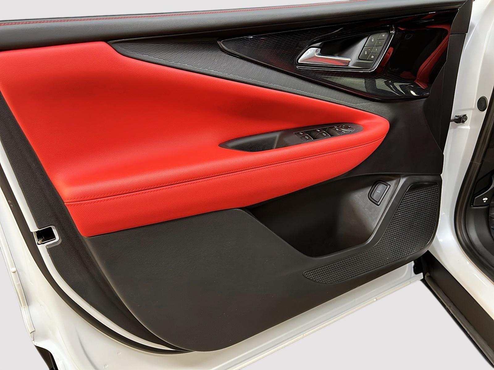 Chevrolet Blazer EV 1RS NAV 4RM 2024 - image #23