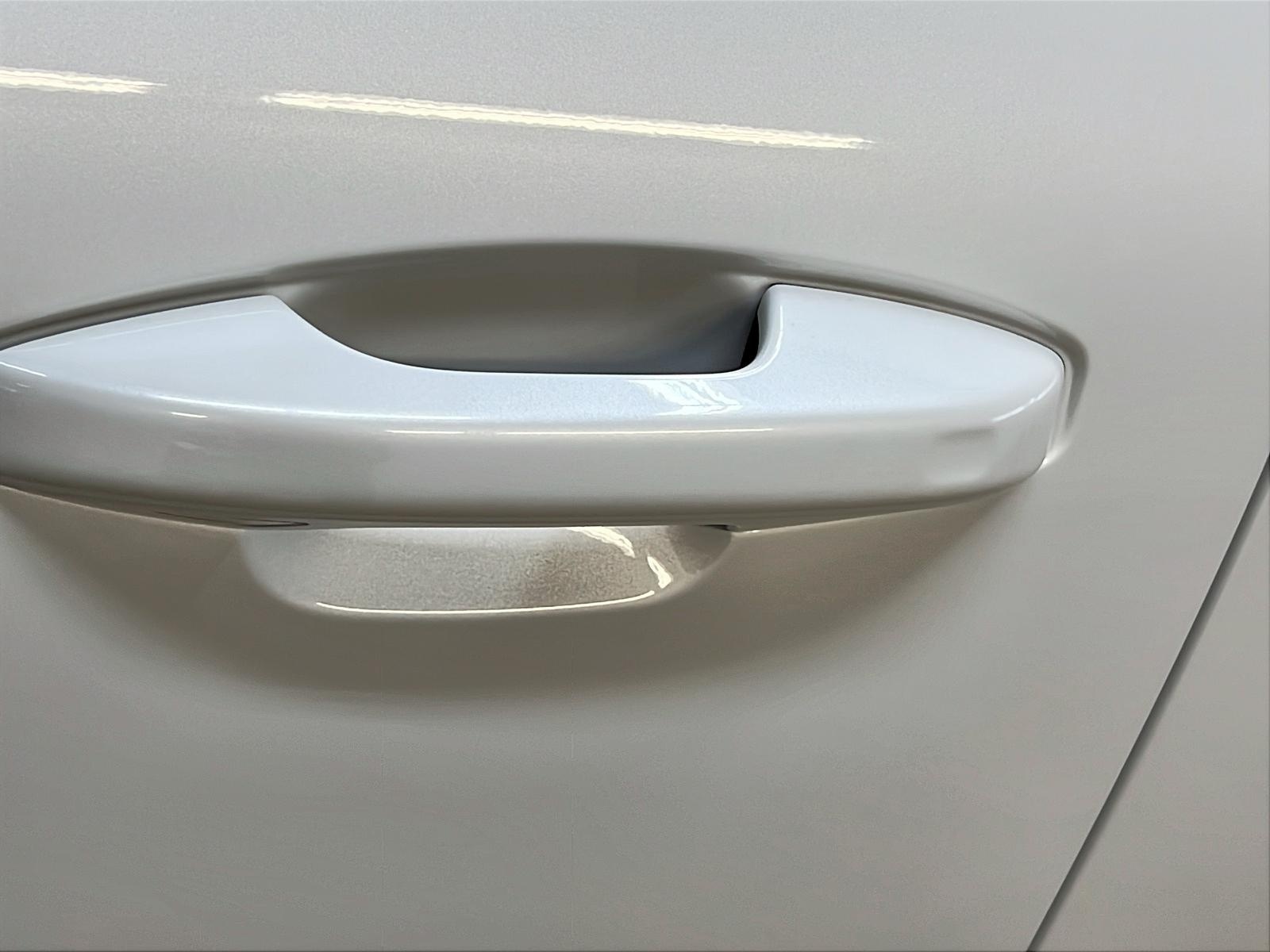 Volvo XC40 T5 R-DESING TOIT PANO NAV 4RM 2021 - image #26