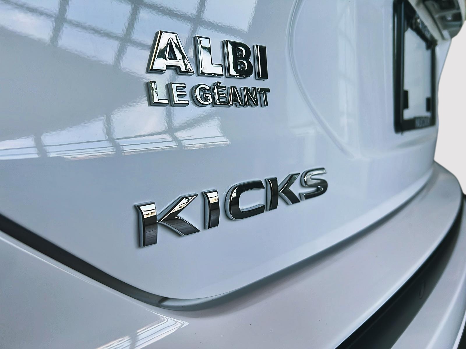 Nissan Kicks S 2023 - image #17