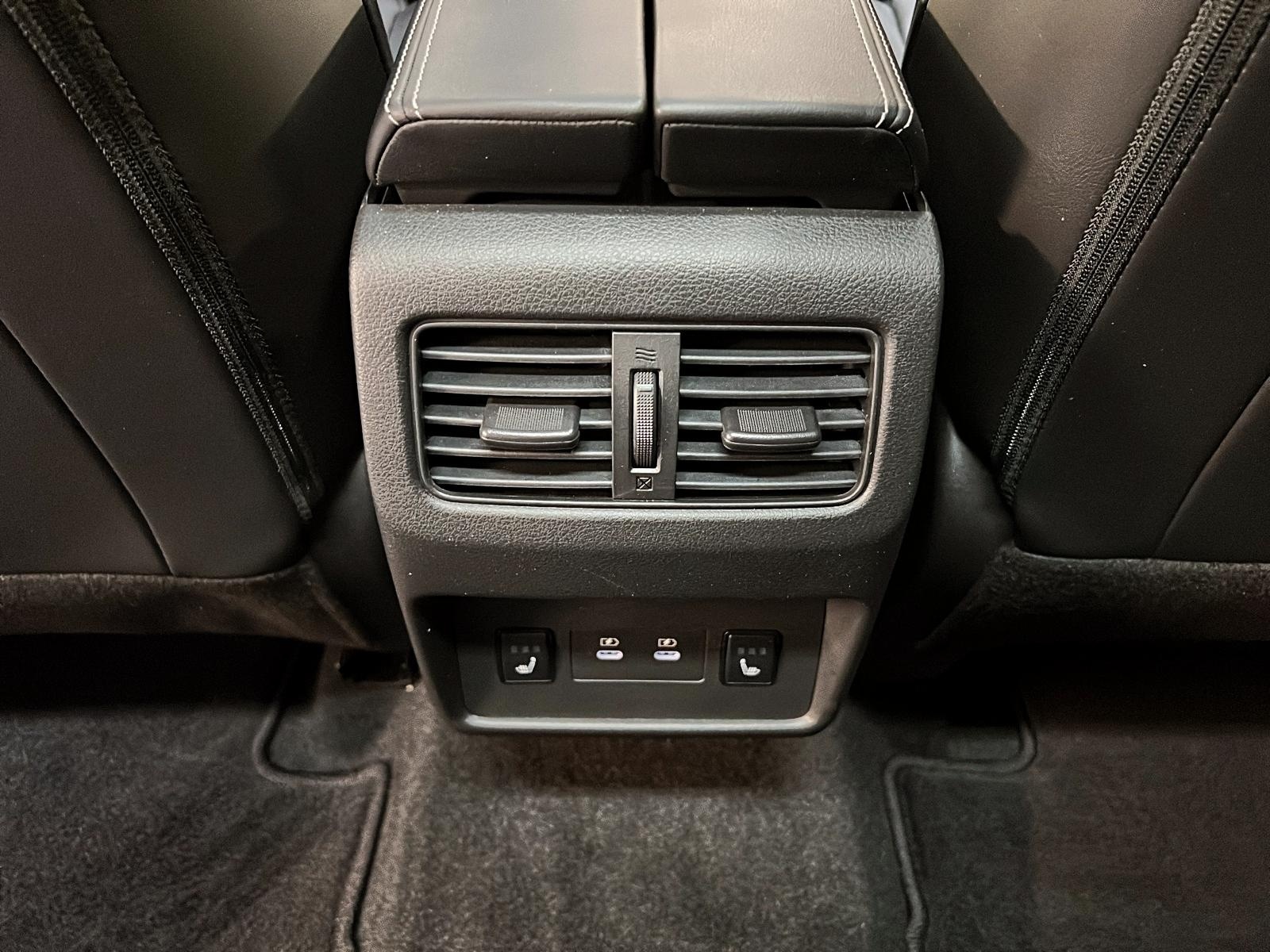 Nissan Rogue SV PREMIUM CUIR TOIT PANO 4RM 2024 - image #11