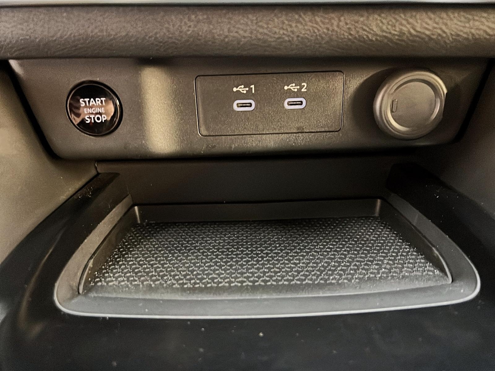 Nissan Rogue SV PREMIUM CUIR TOIT PANO 4RM 2024 - image #20