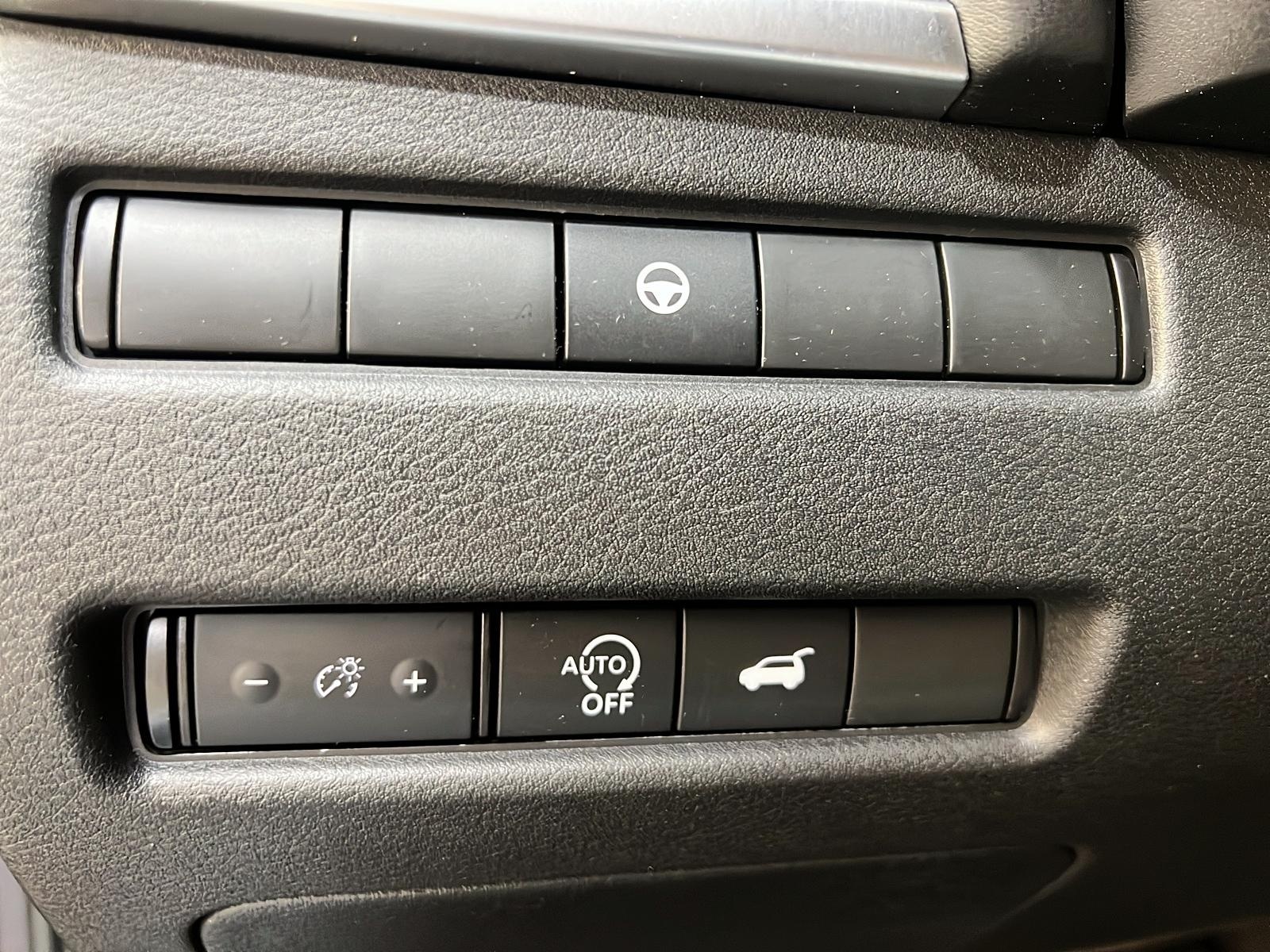 Nissan Rogue SV PREMIUM CUIR TOIT PANO 4RM 2024 - image #23