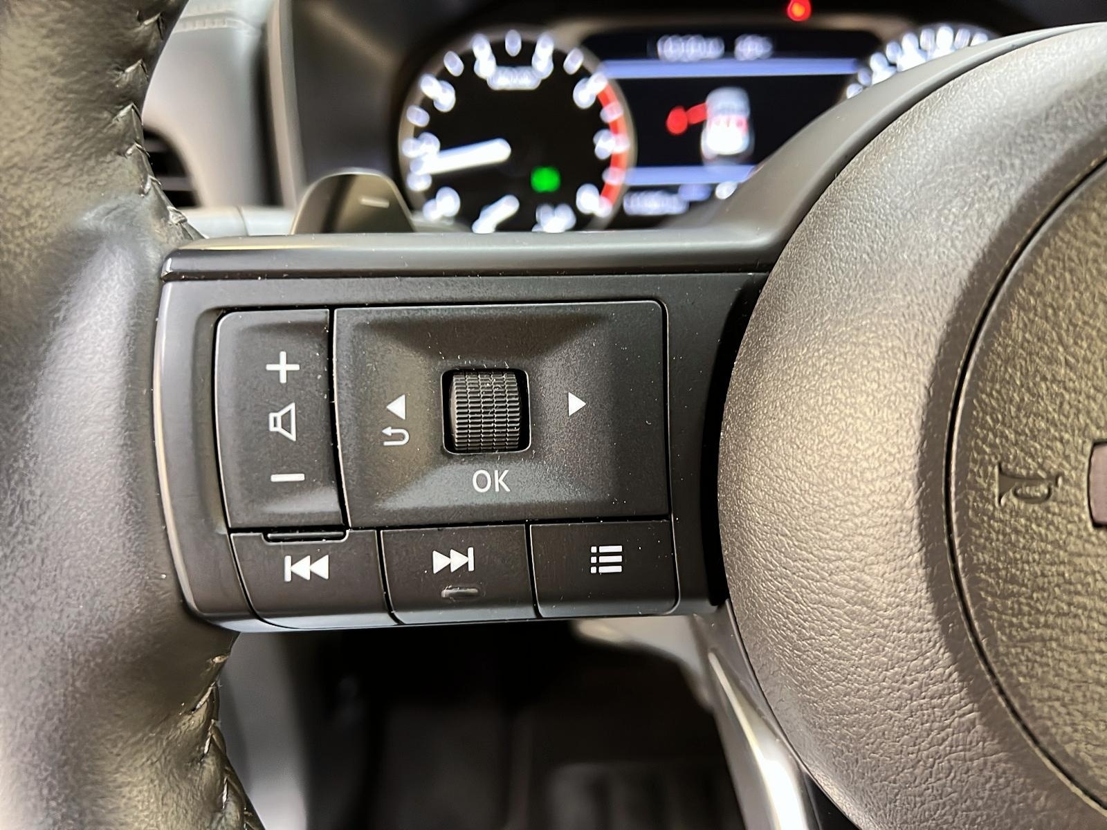 Nissan Rogue SV PREMIUM CUIR TOIT PANO 4RM 2024 - image #22