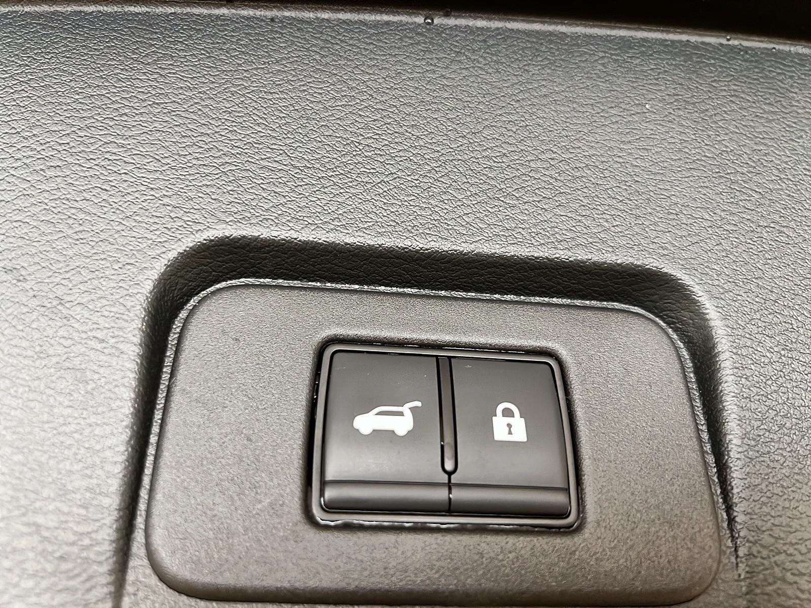 Nissan Rogue SV PREMIUM CUIR TOIT PANO 4RM 2024 - image #15