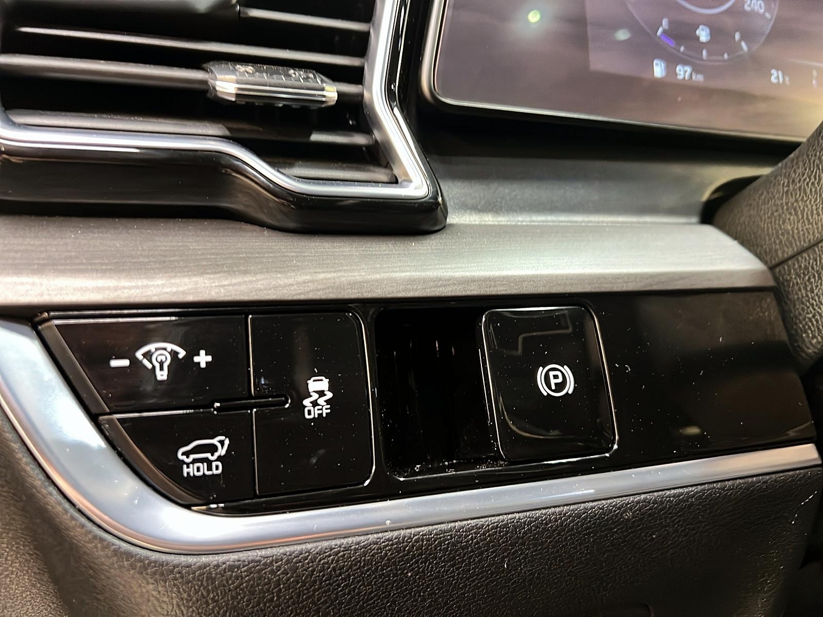 Kia Sportage X-LINE LIMITED CUIR TOIT PANO NAV 4RM 2023 - image #23