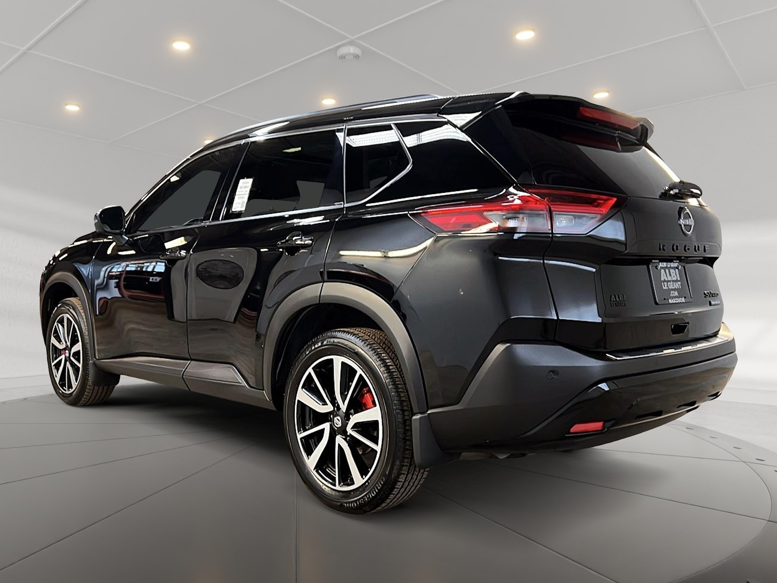 Nissan Rogue 2023 - Image #6