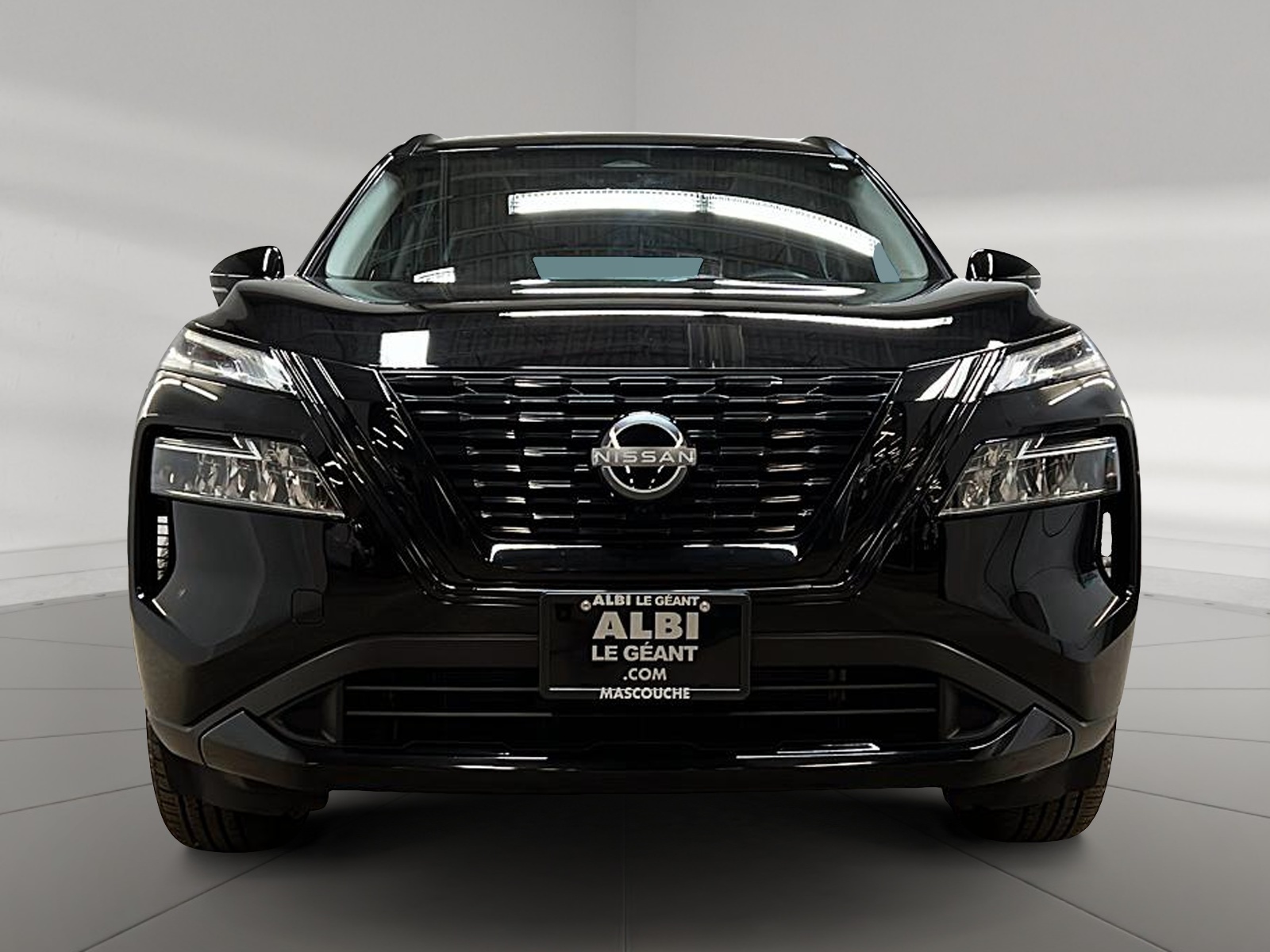 Nissan Rogue 2023 - Image #2