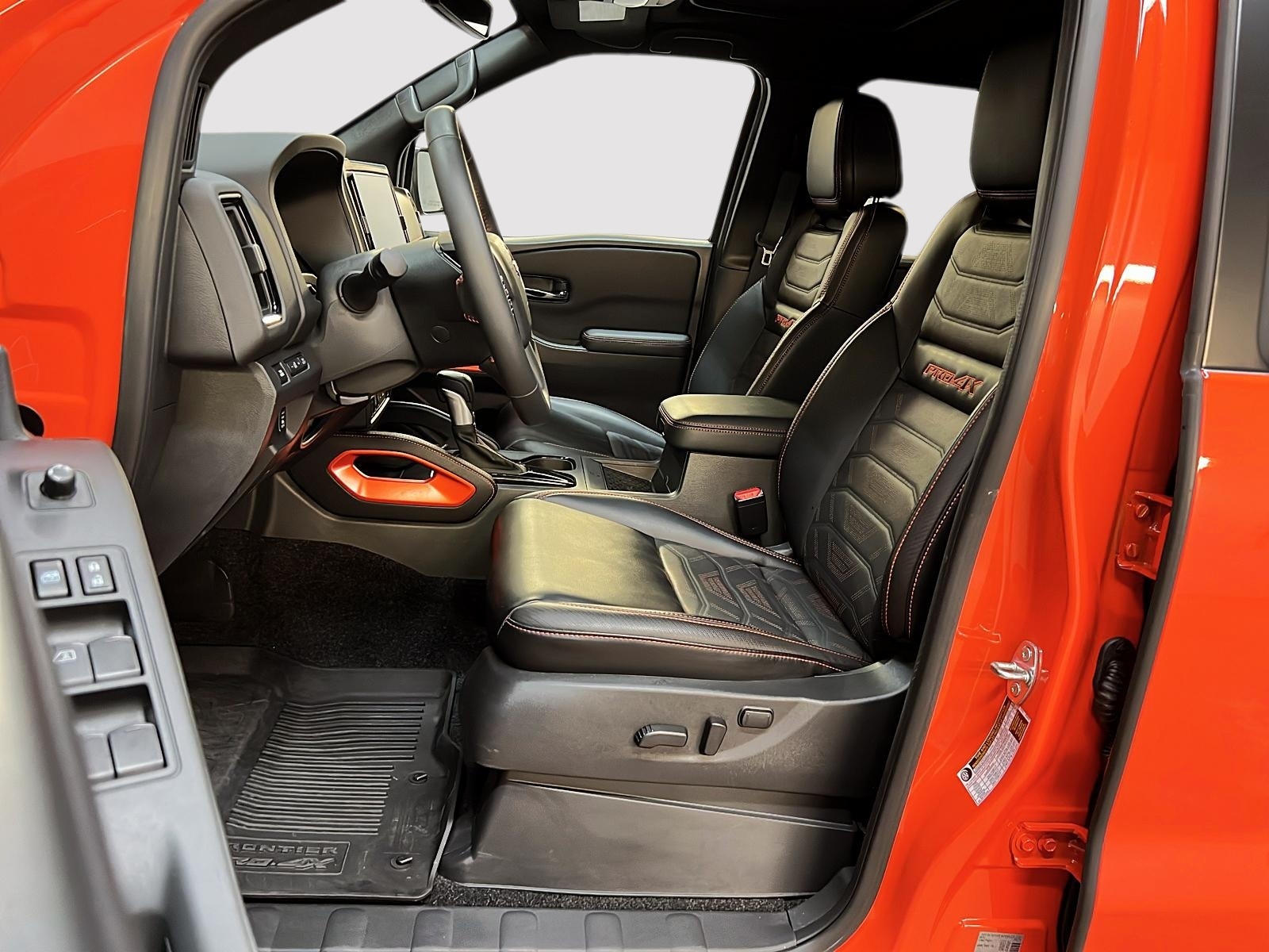 Nissan Frontier PRO-4X LUXURY CUIR TOIT NAV CREW CAB 4X4 2025 - image #7