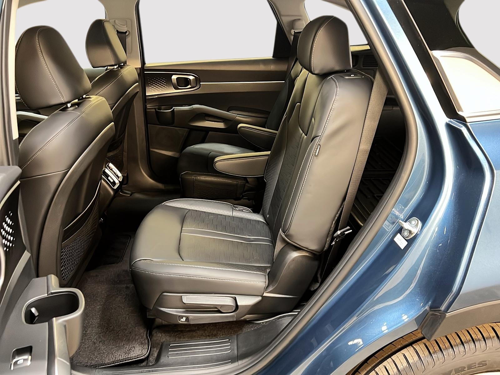 Kia Sorento EX TURBO PHEV CUIR 4RM 2025 - image #9