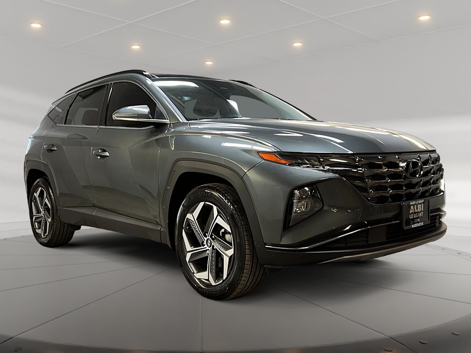 Hyundai Tucson LUXURY HYBRID CUIR TOIT PANO 4RM 2022 - image #3