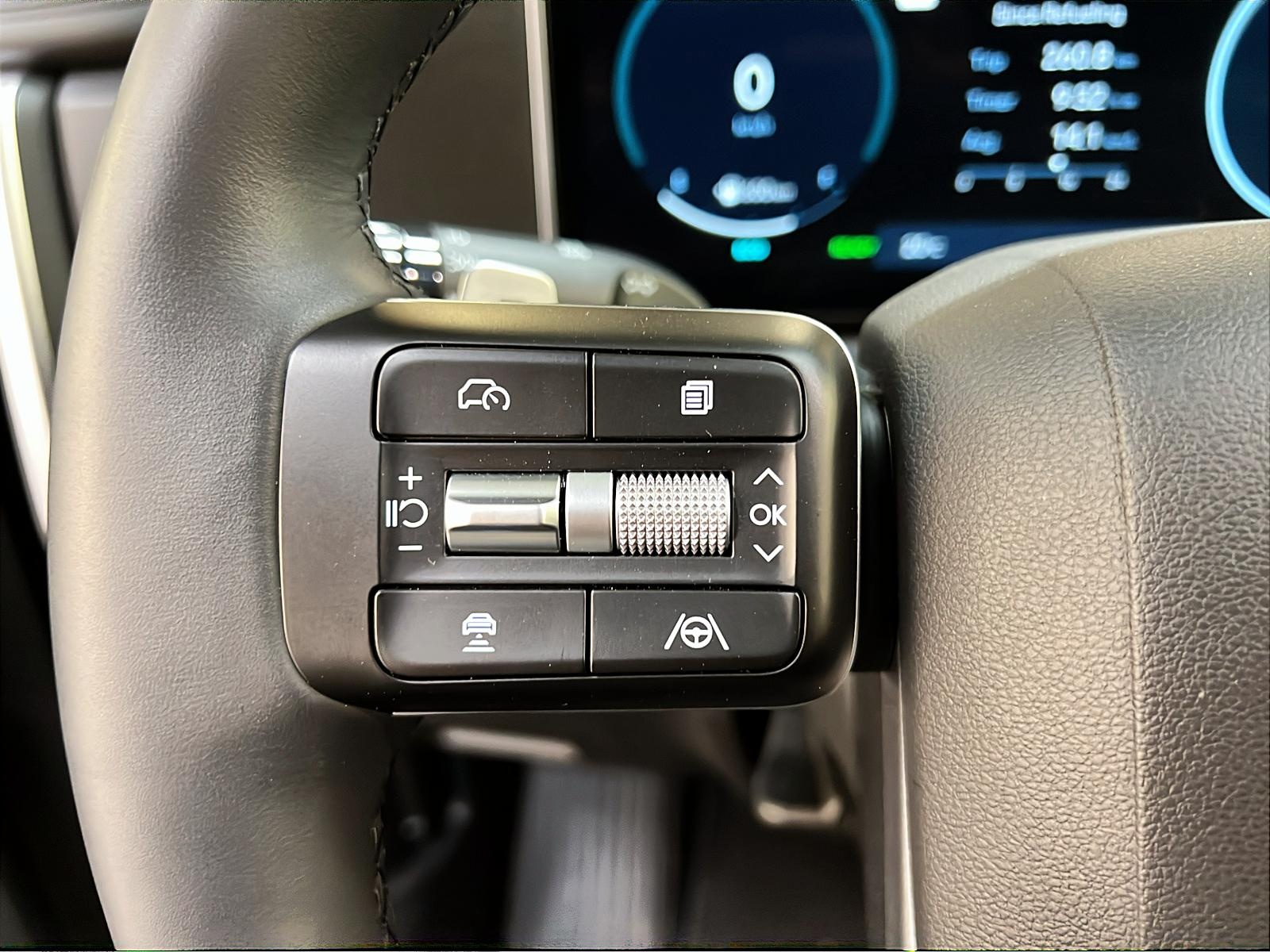 Hyundai Santa Fe PREFERRED TREND HYBRID CUIR TOIT PANO 4RM 2024 - image #25