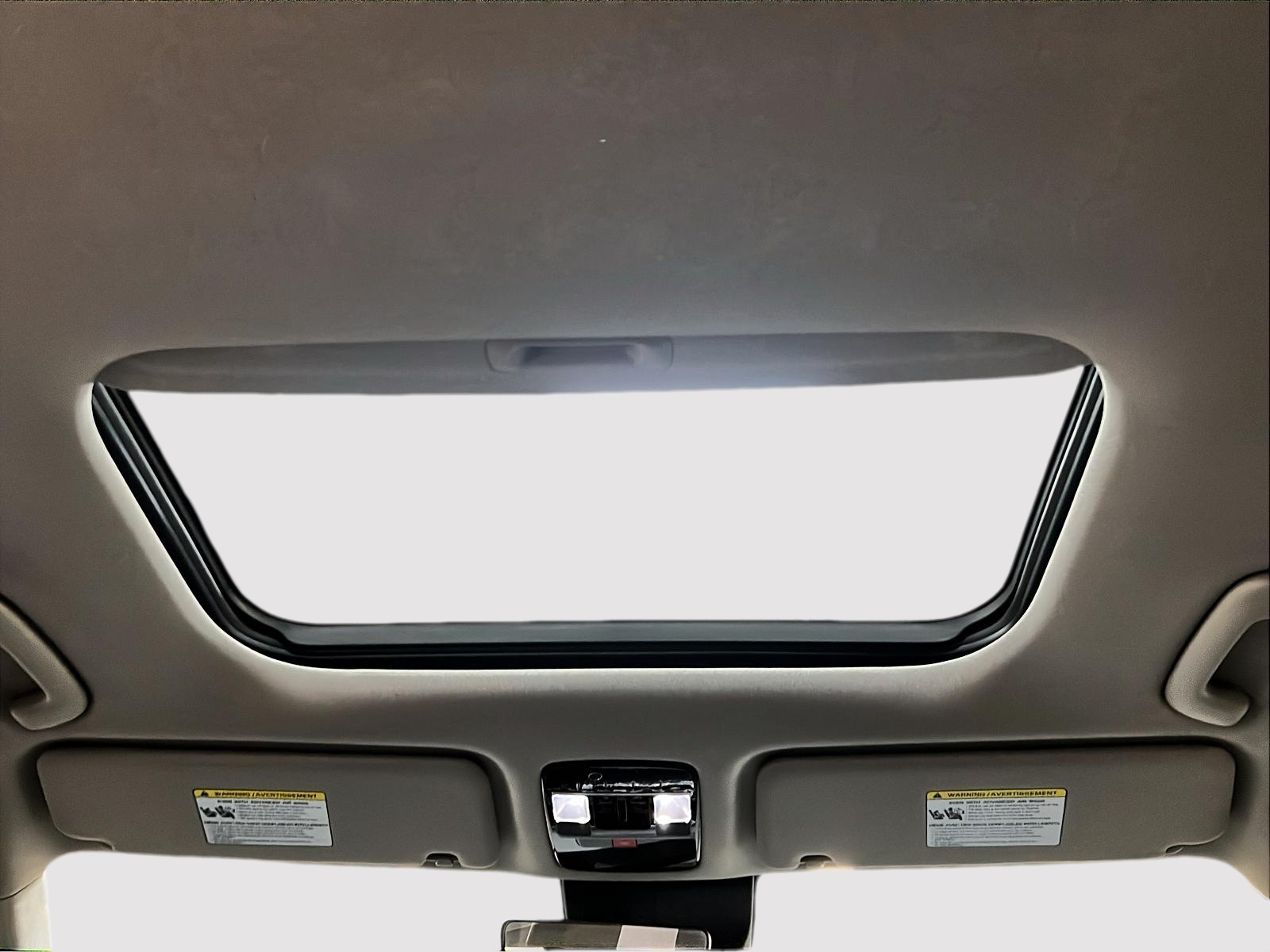 Hyundai Santa Fe PREFERRED TREND HYBRID CUIR TOIT PANO 4RM 2024 - image #13