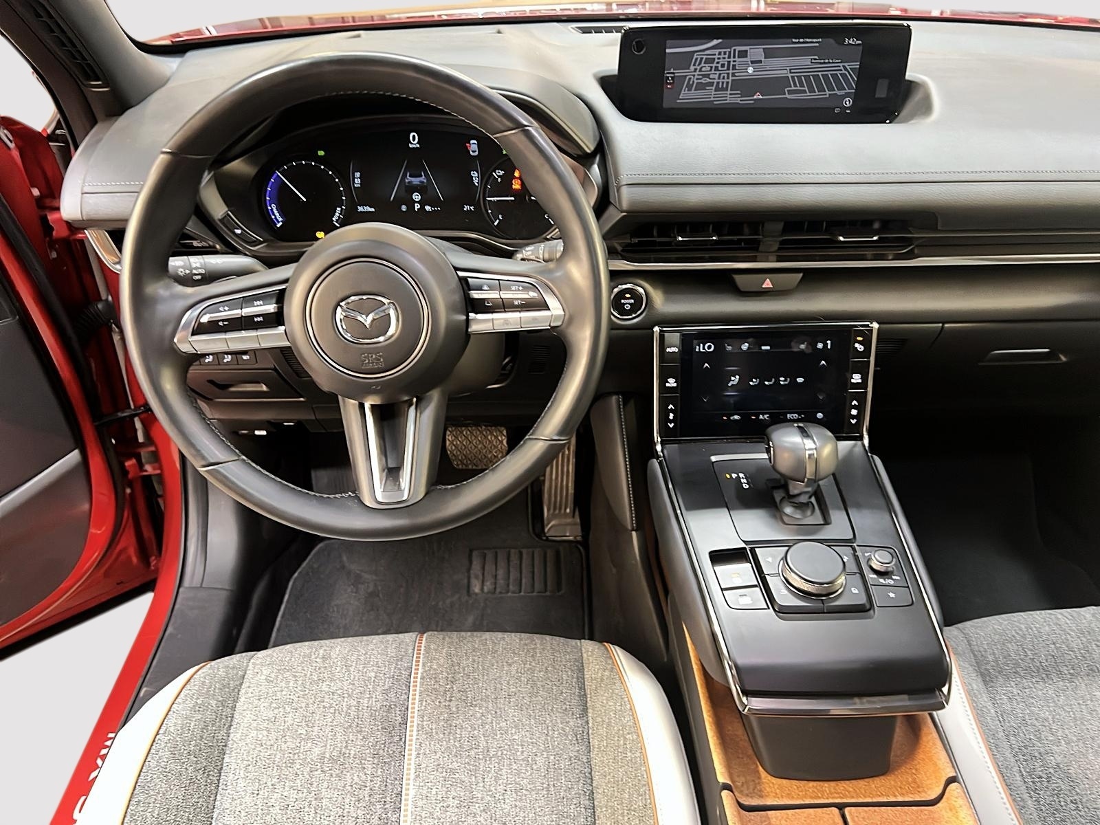 Mazda MX-30 GT TOIT 2023 - image #11