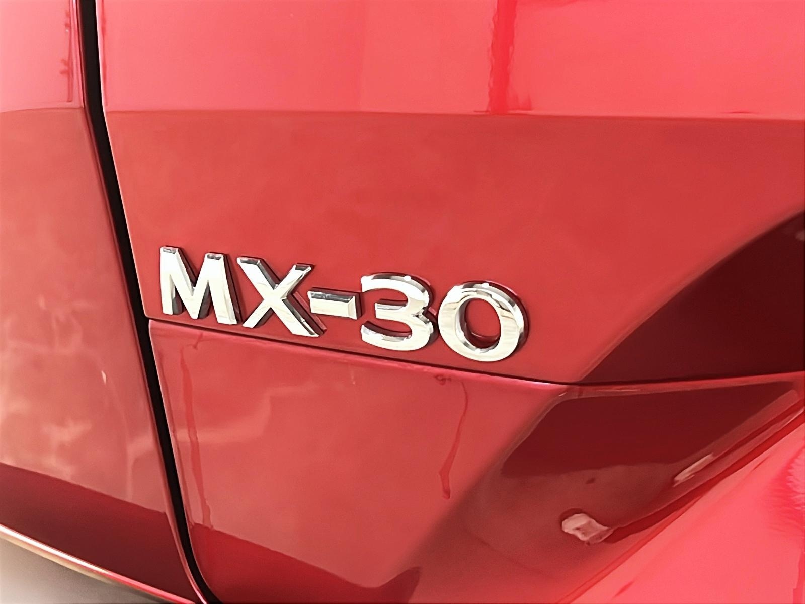 Mazda MX-30 GT TOIT 2023 - image #29