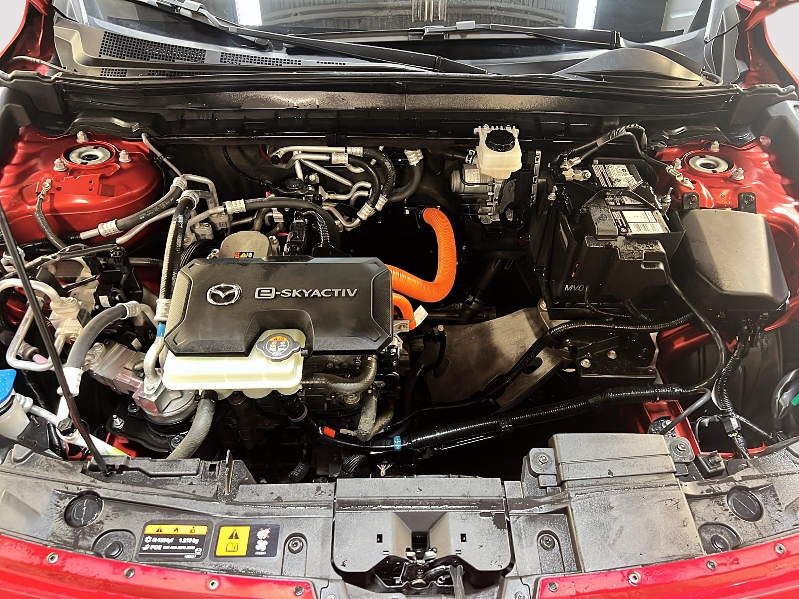 Mazda MX-30 GT TOIT 2023 - image #12