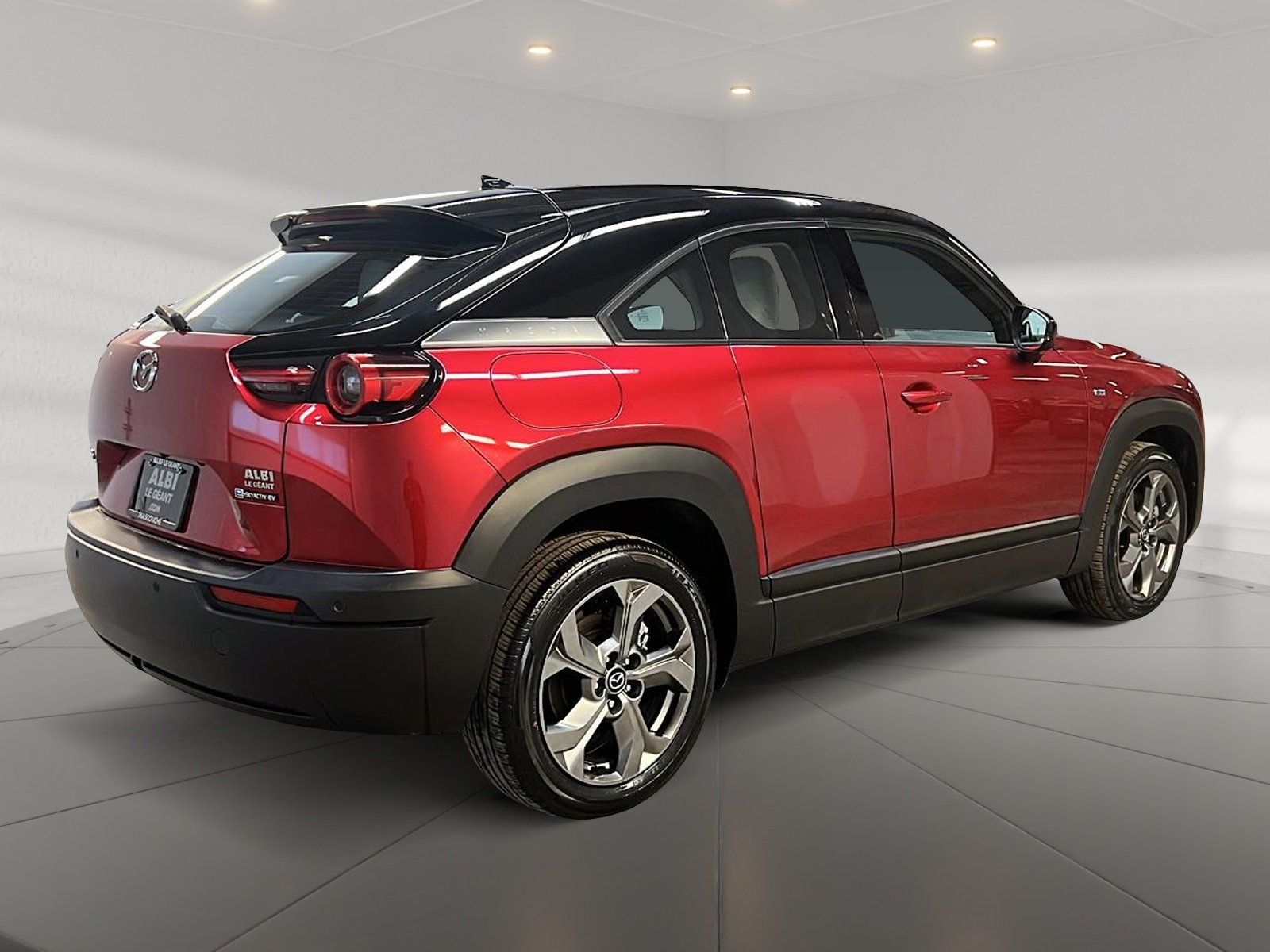 Mazda MX-30 GT TOIT 2023 - image #4