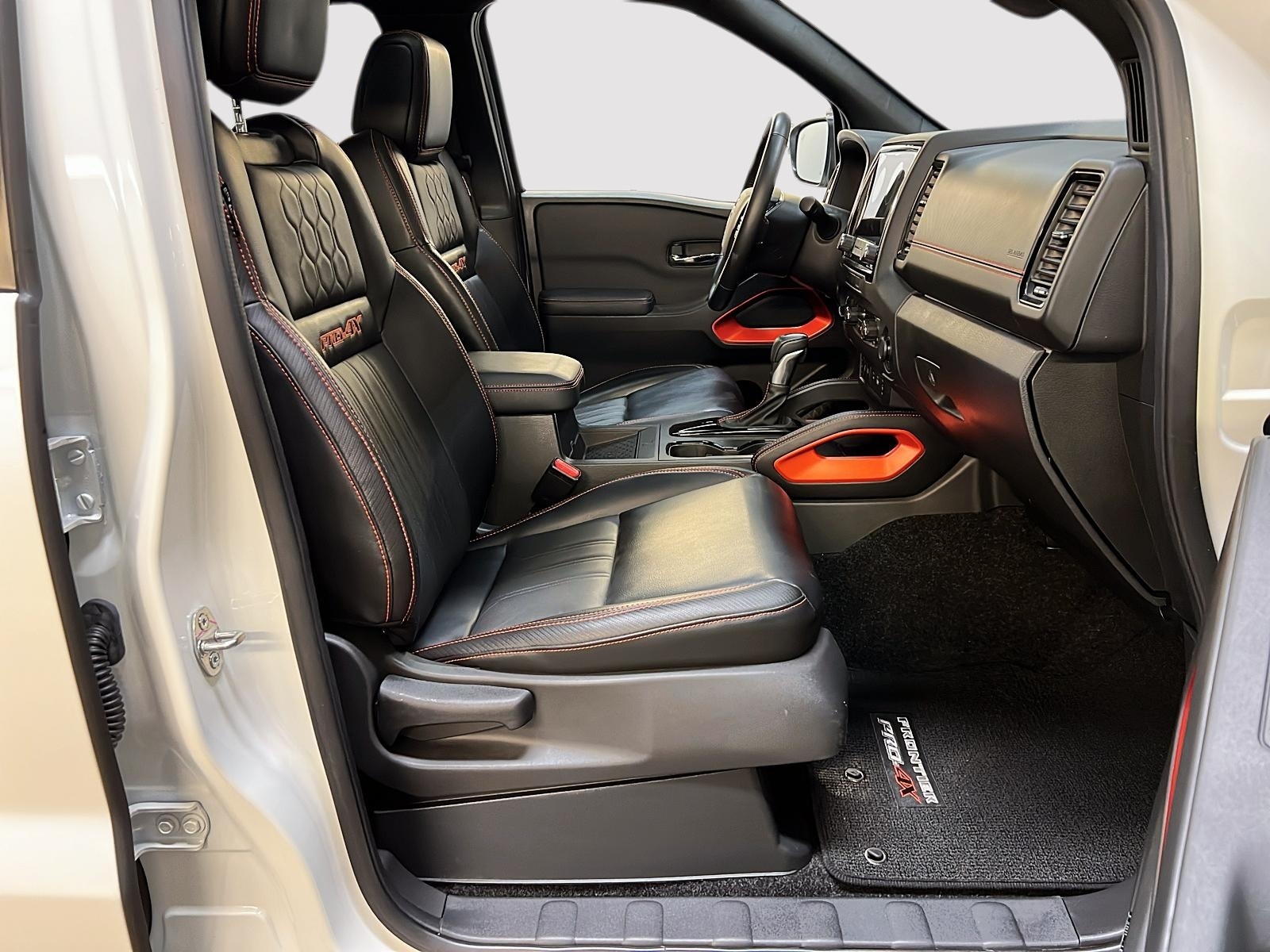 Nissan Frontier PRO-4X LUXURY CUIR TOIT NAV CREW CAB  4X4 2023 - image #8