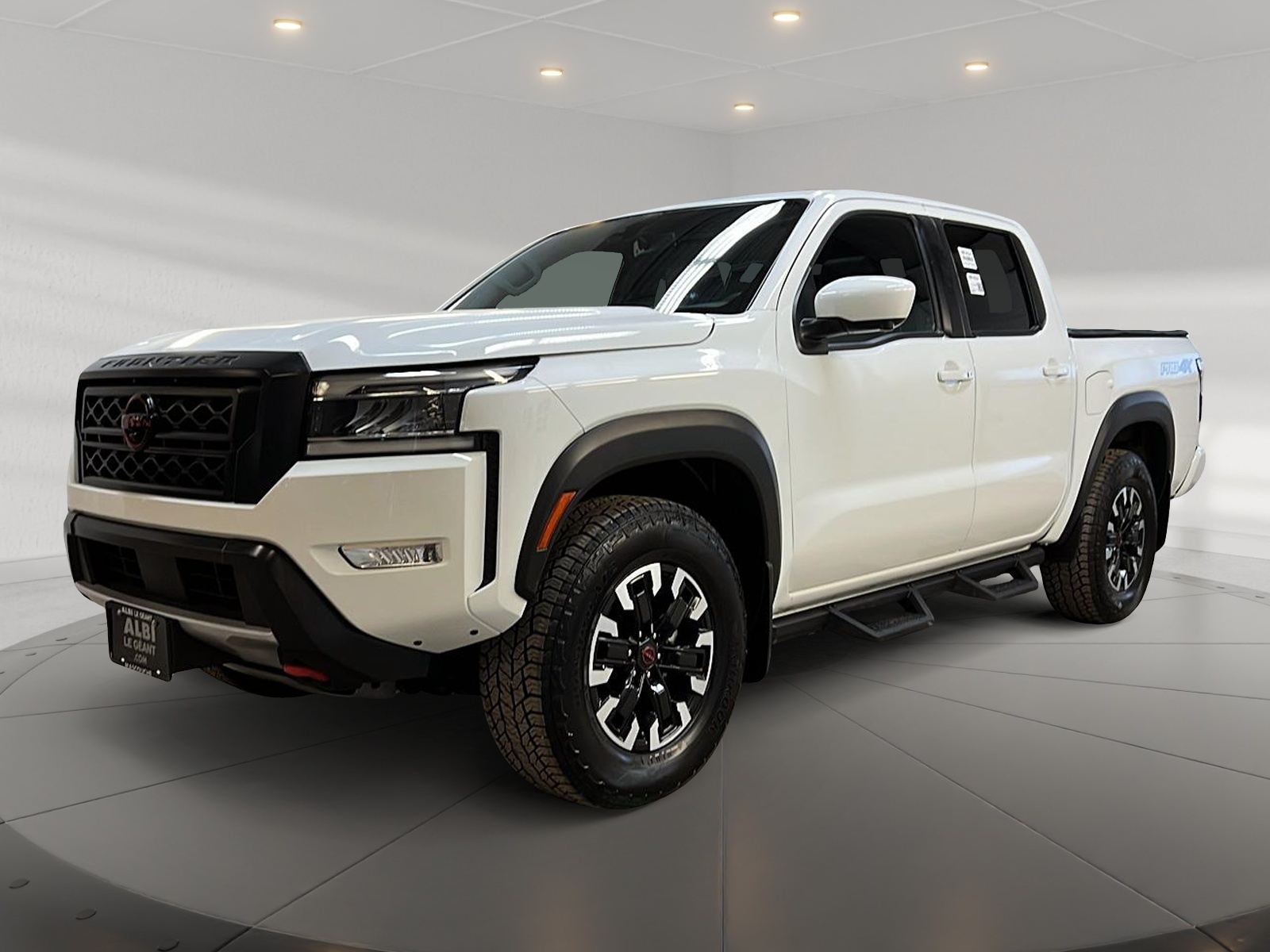 Nissan Frontier 2023 - Image #1