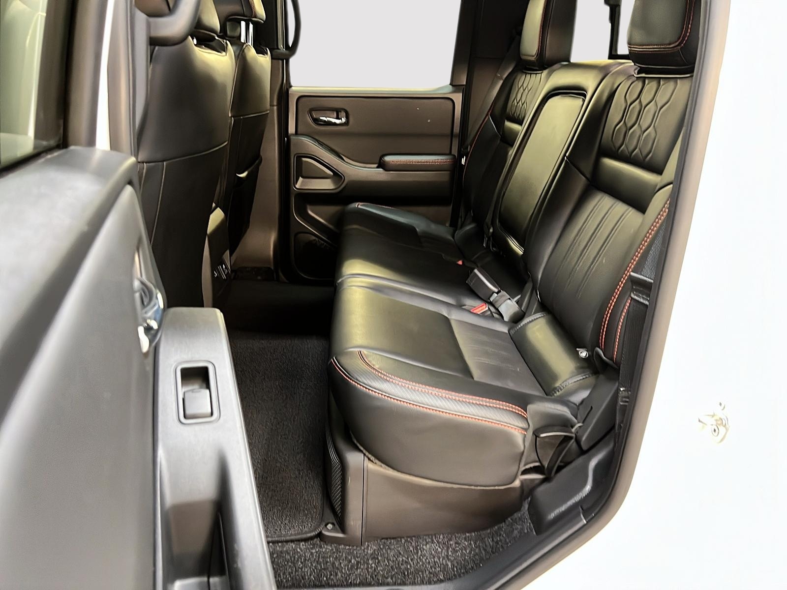 Nissan Frontier PRO-4X LUXURY CREW CAB CUIR TOIT NAV 4X4 2023 - image #9