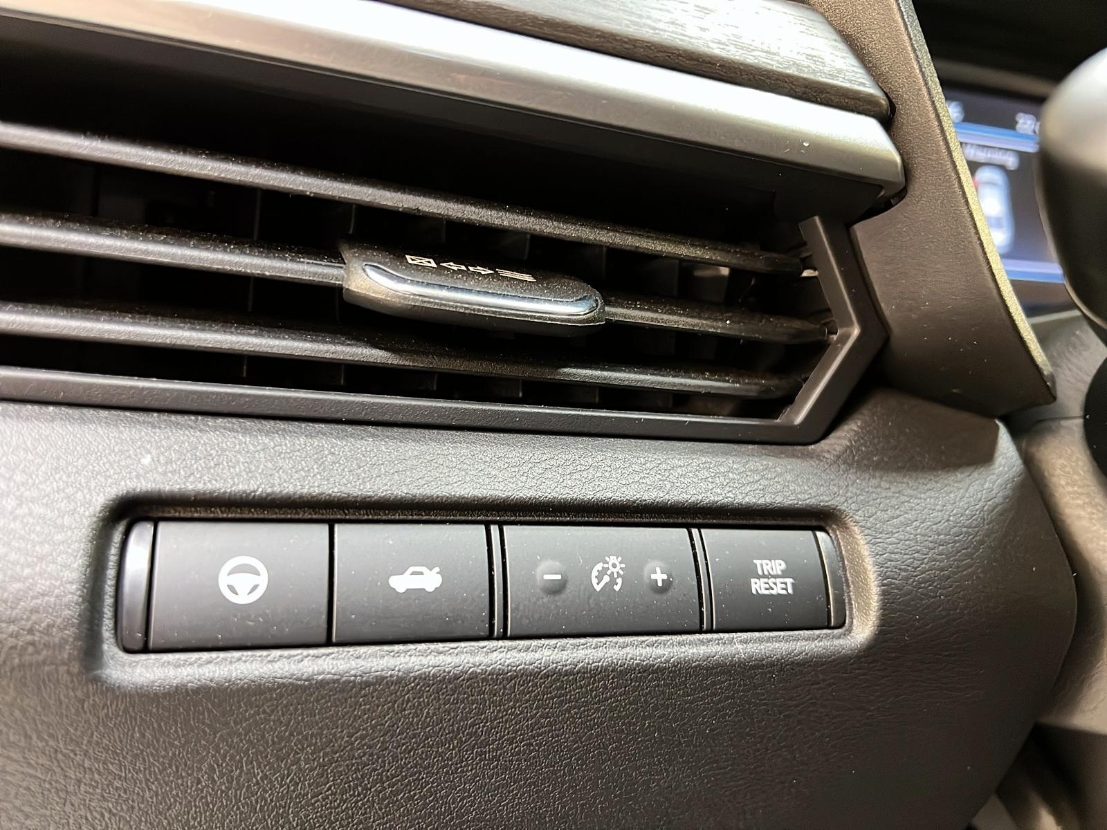 Nissan Altima PLATINUM CUIR TOIT NAV 4RM 2024 - image #22