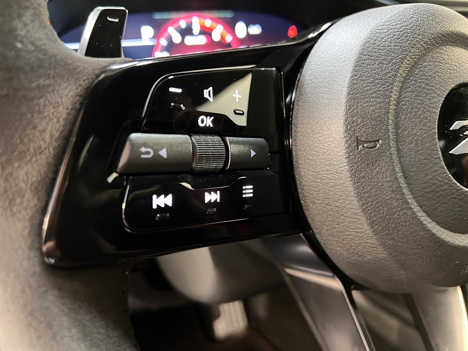 Nissan Z NISMO 2024 - image #18