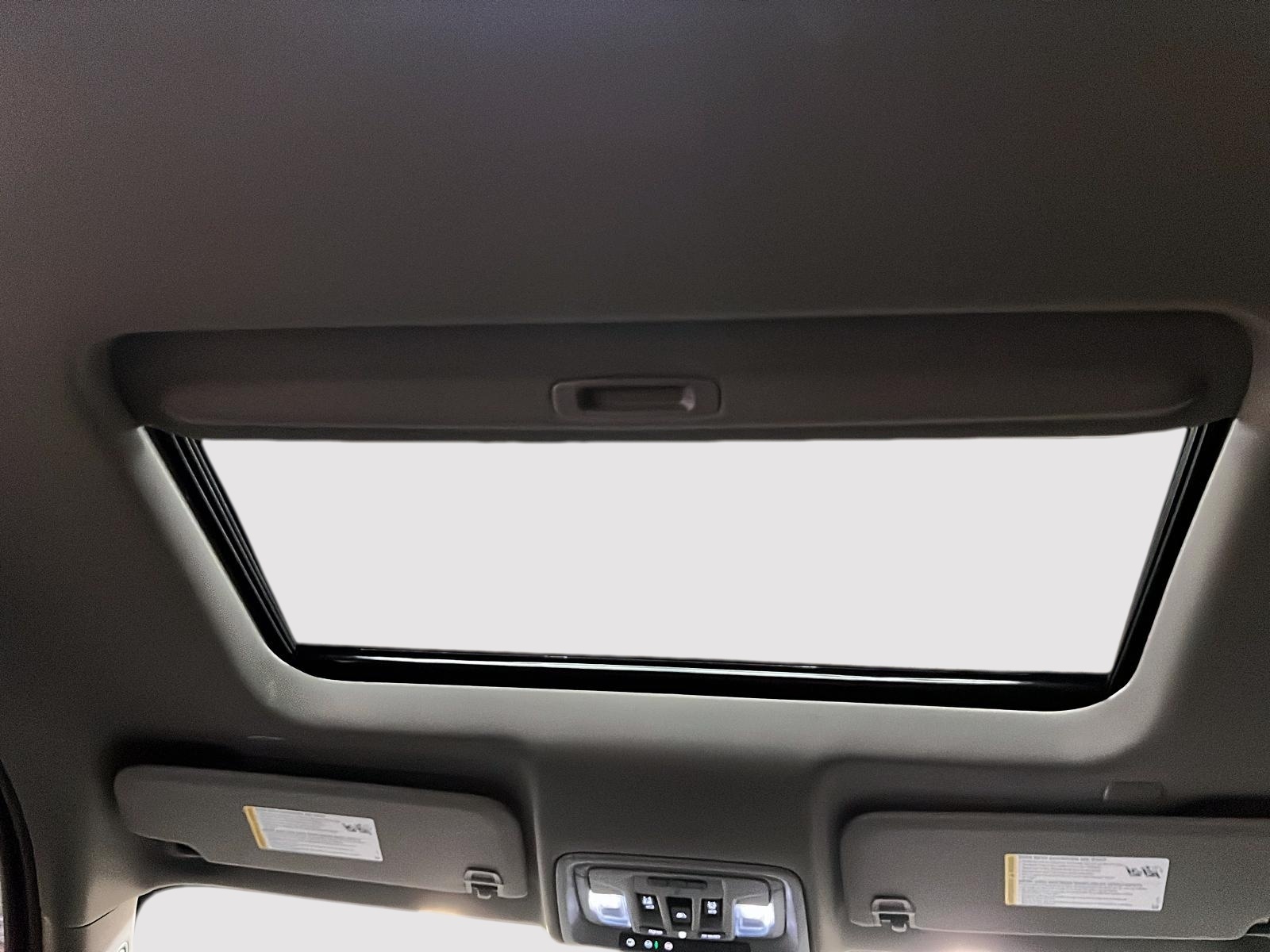 Chevrolet Silverado 1500 RST CREW CAB CUIR TOIT 4X4 2024 - image #9