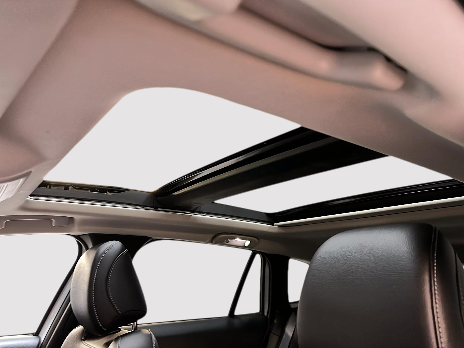 Mazda CX-50 2024 - Image #10