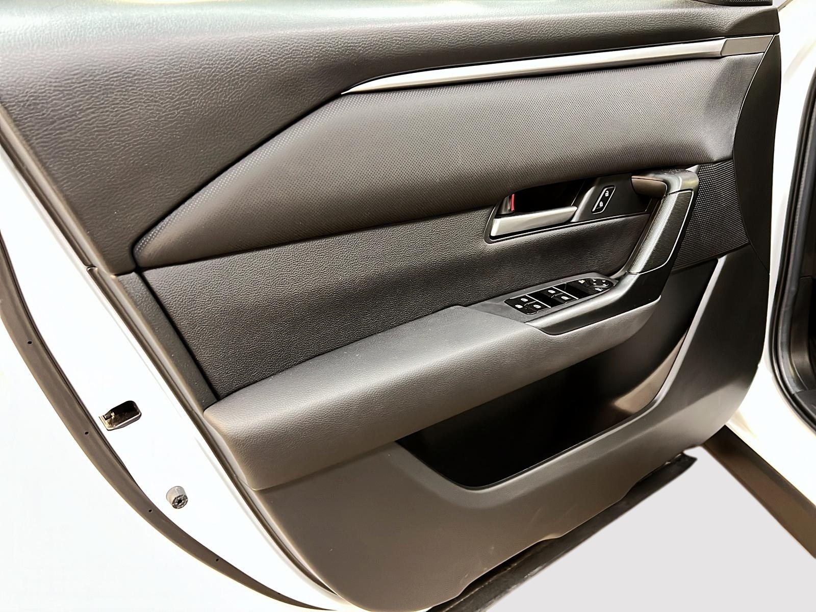 Mazda CX-50 2024 - Image #25